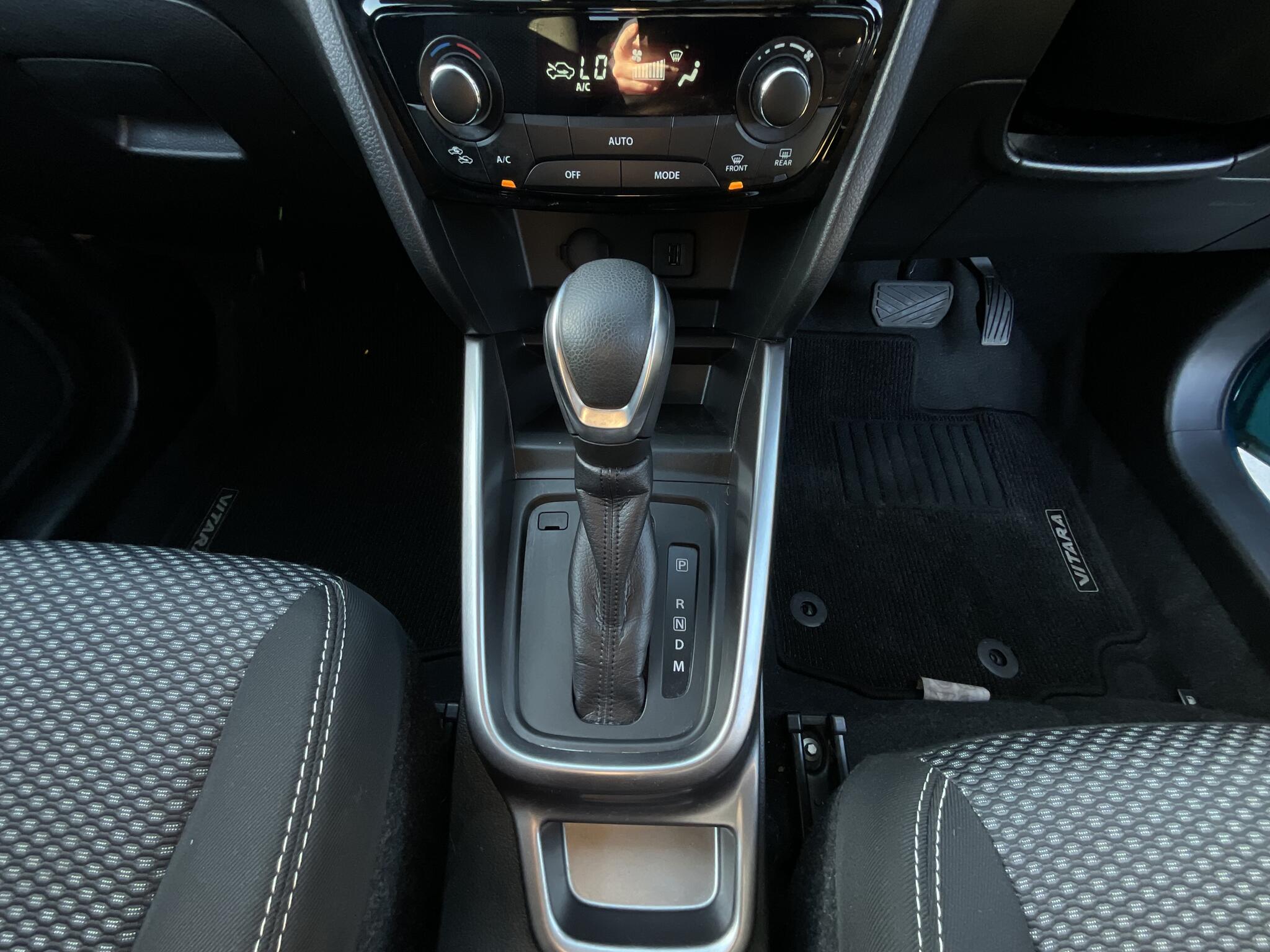Suzuki Vitara view 25