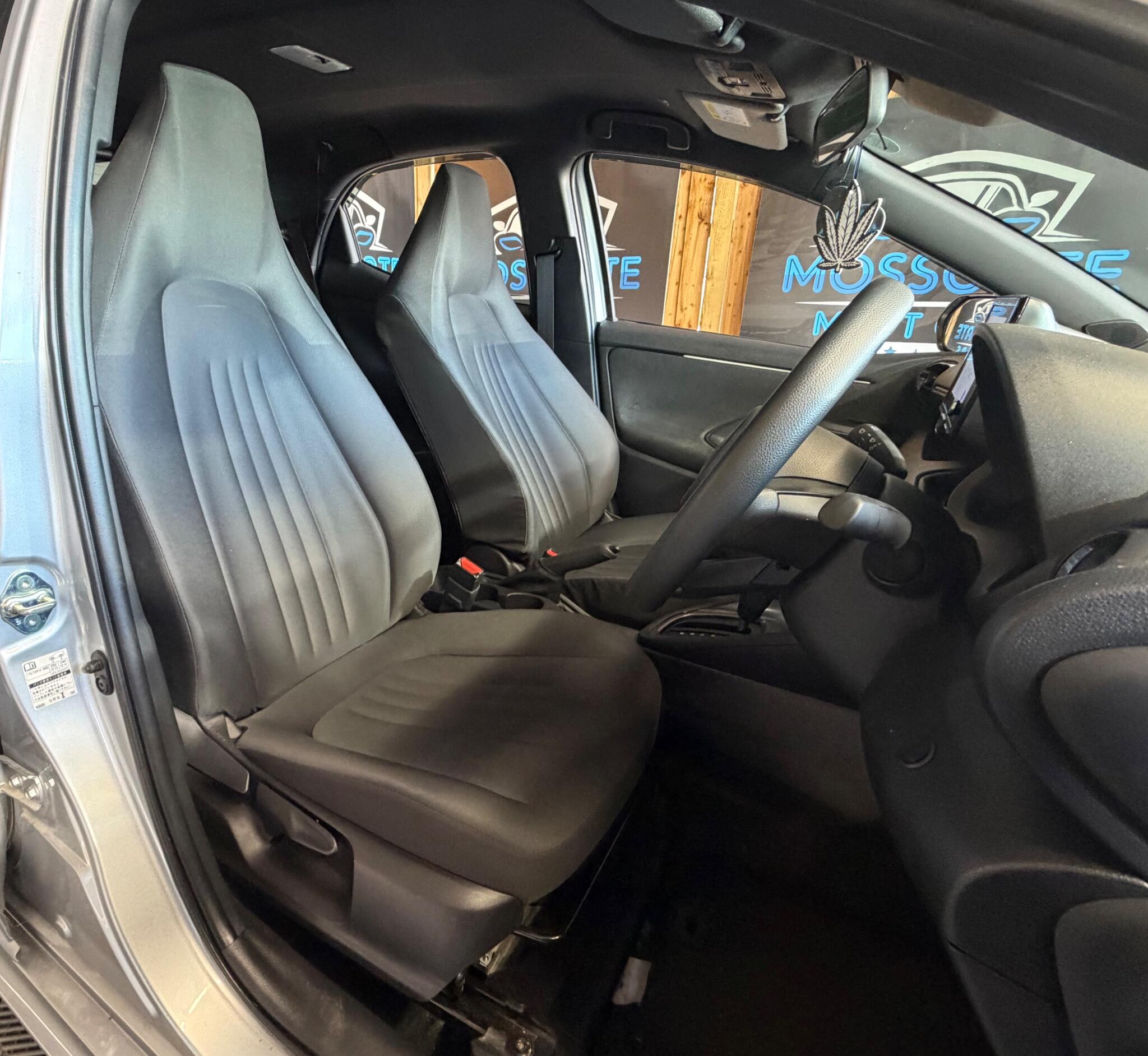 Toyota Yaris view 19