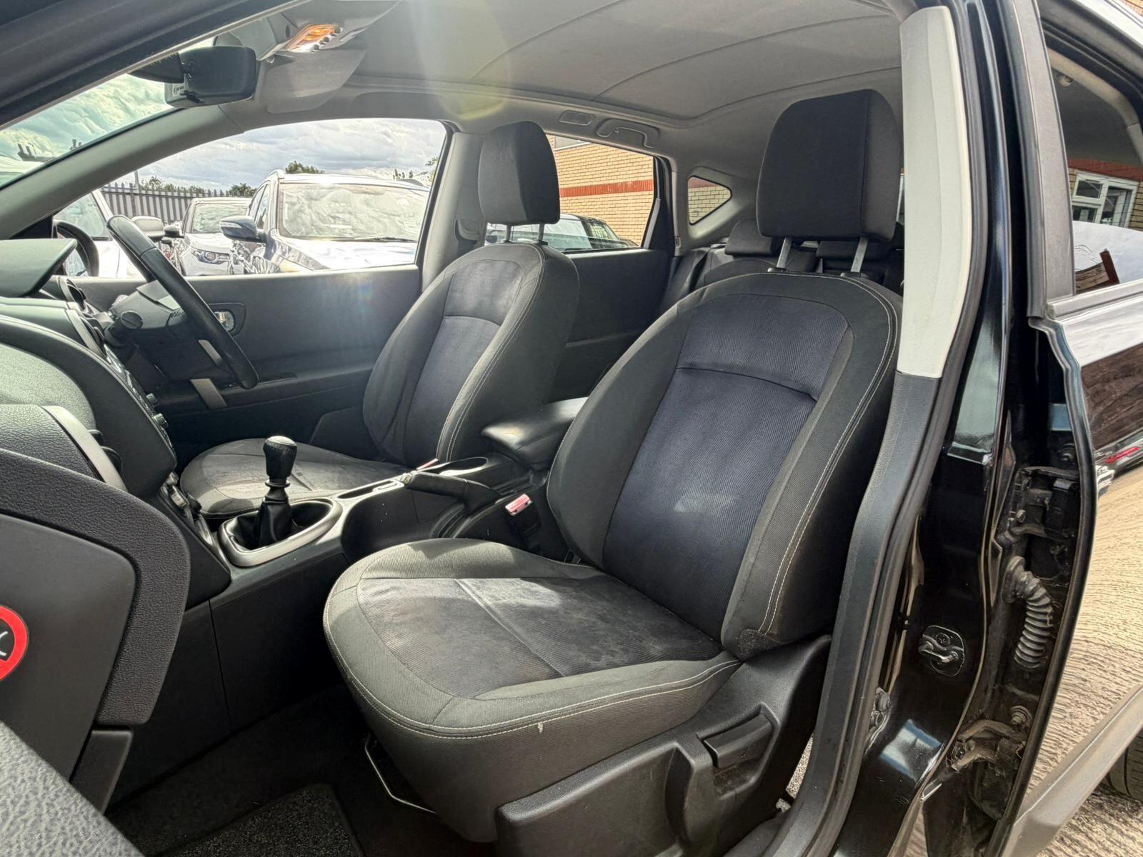 Nissan Qashqai view 27