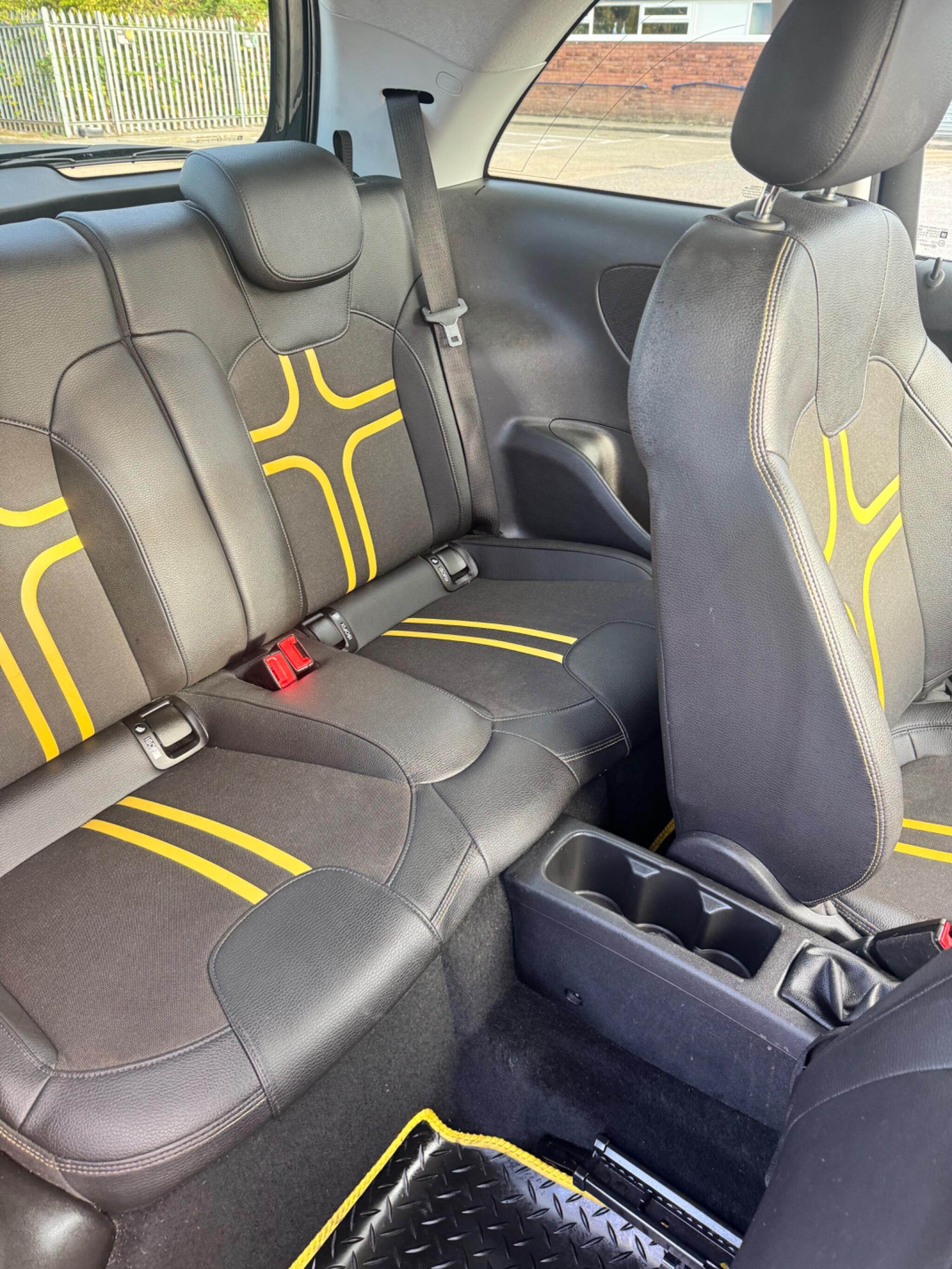 Vauxhall Adam view 23