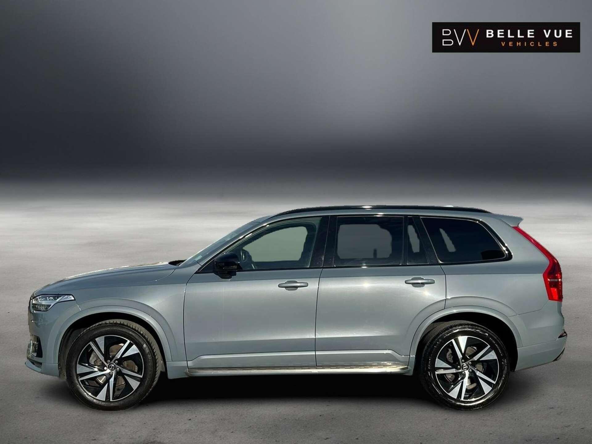 Volvo XC90 view 5