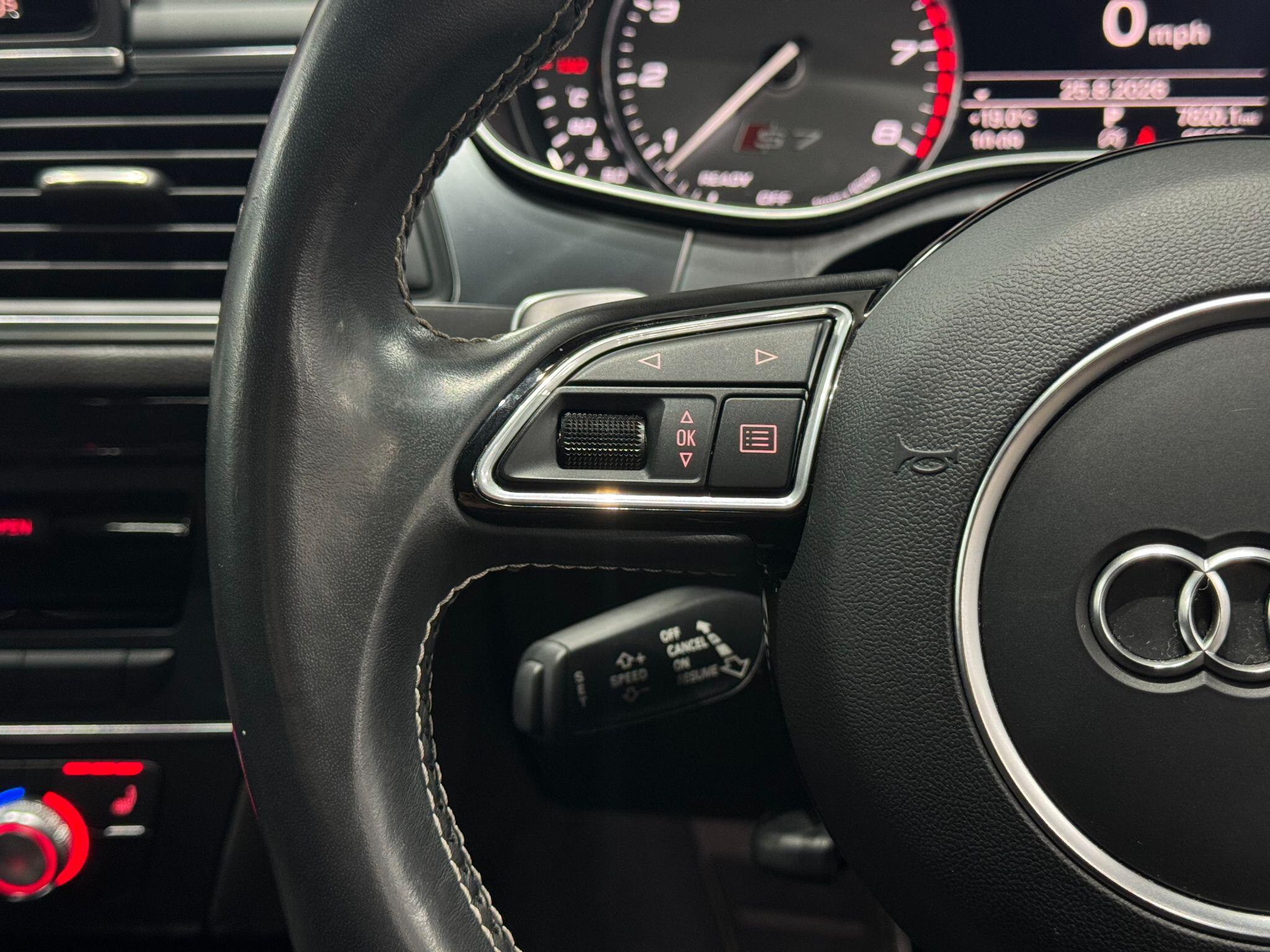 Audi S7 view 33