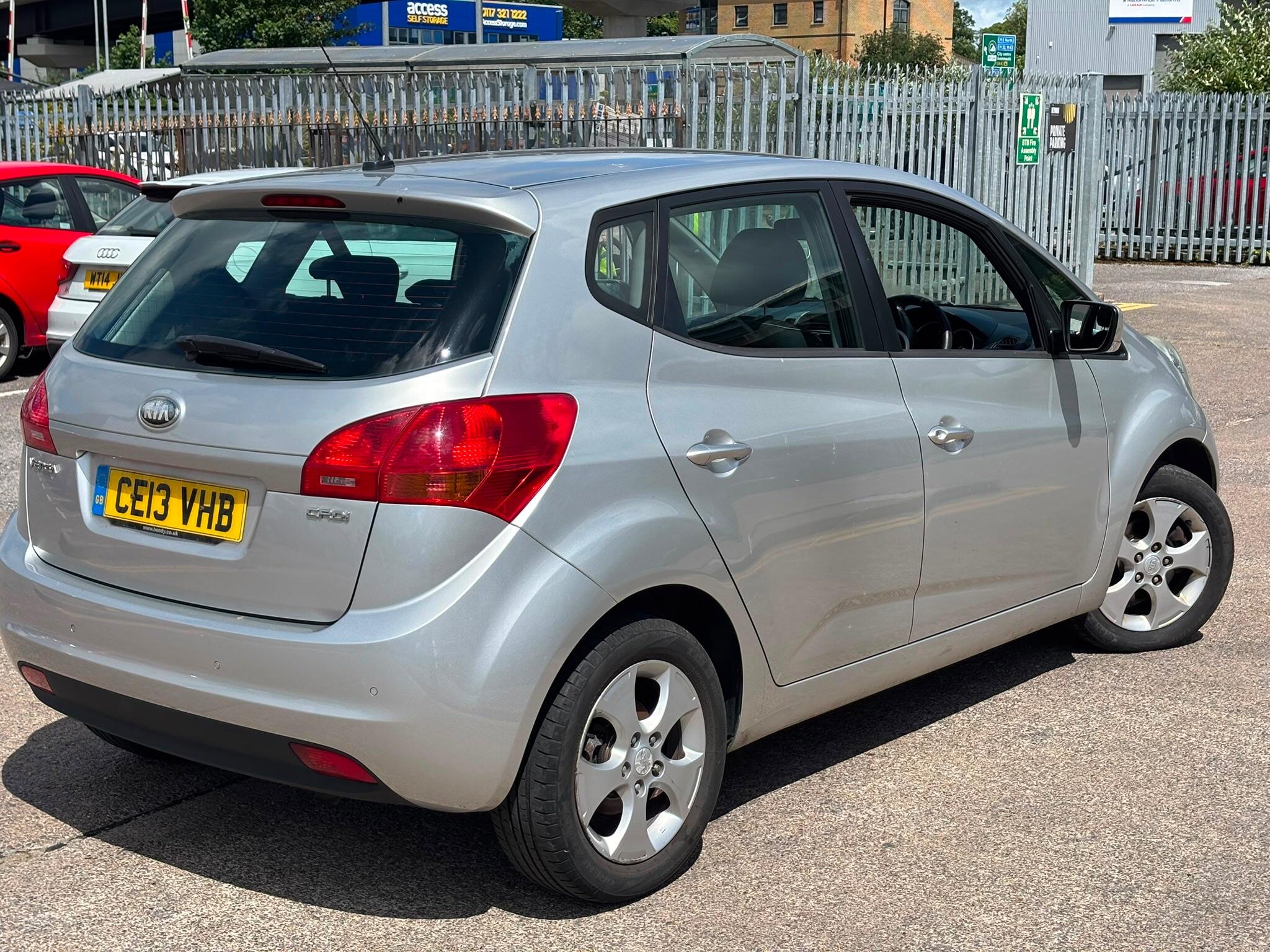 Kia Venga view 20