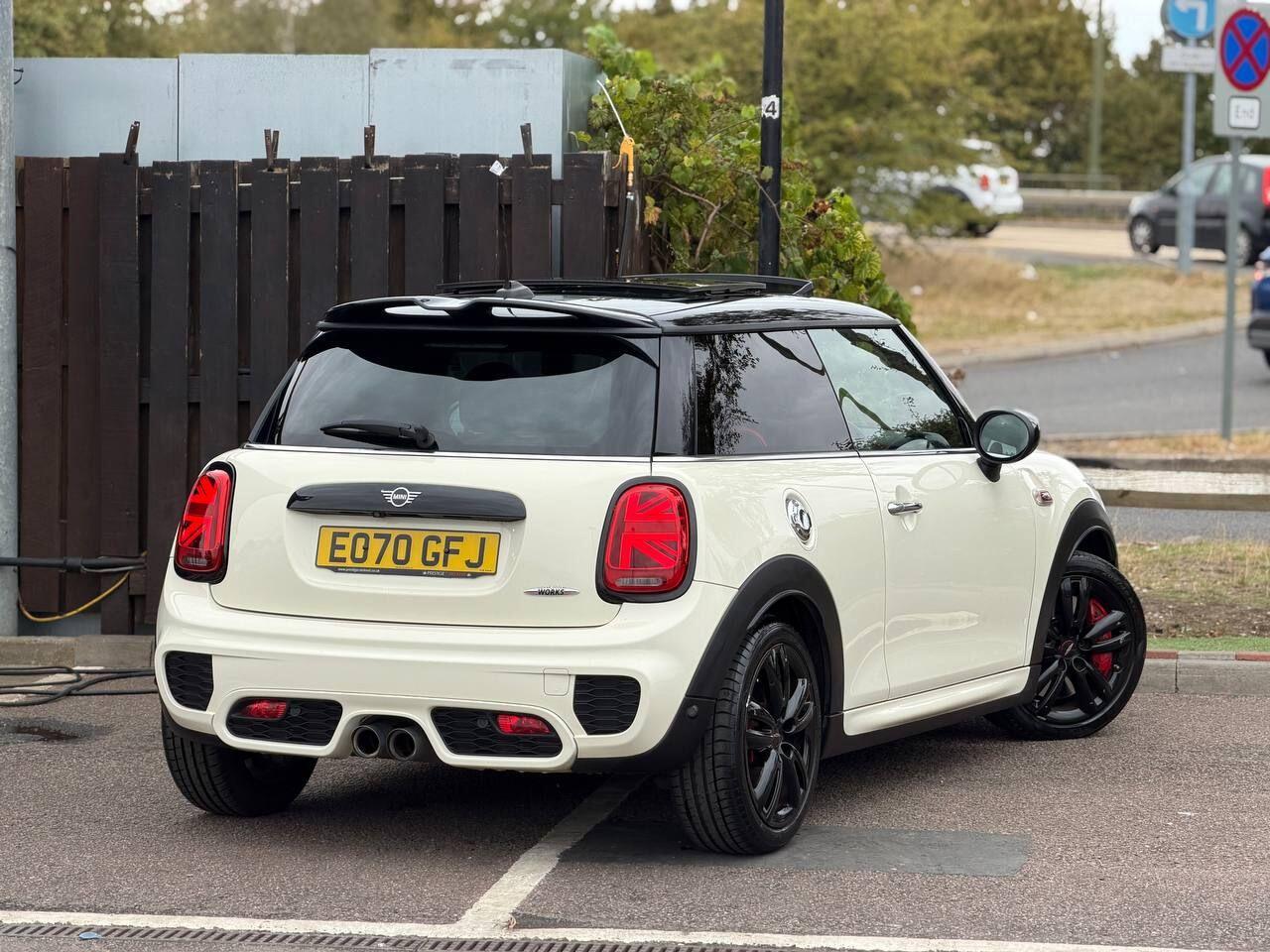 Mini Cooper view 39
