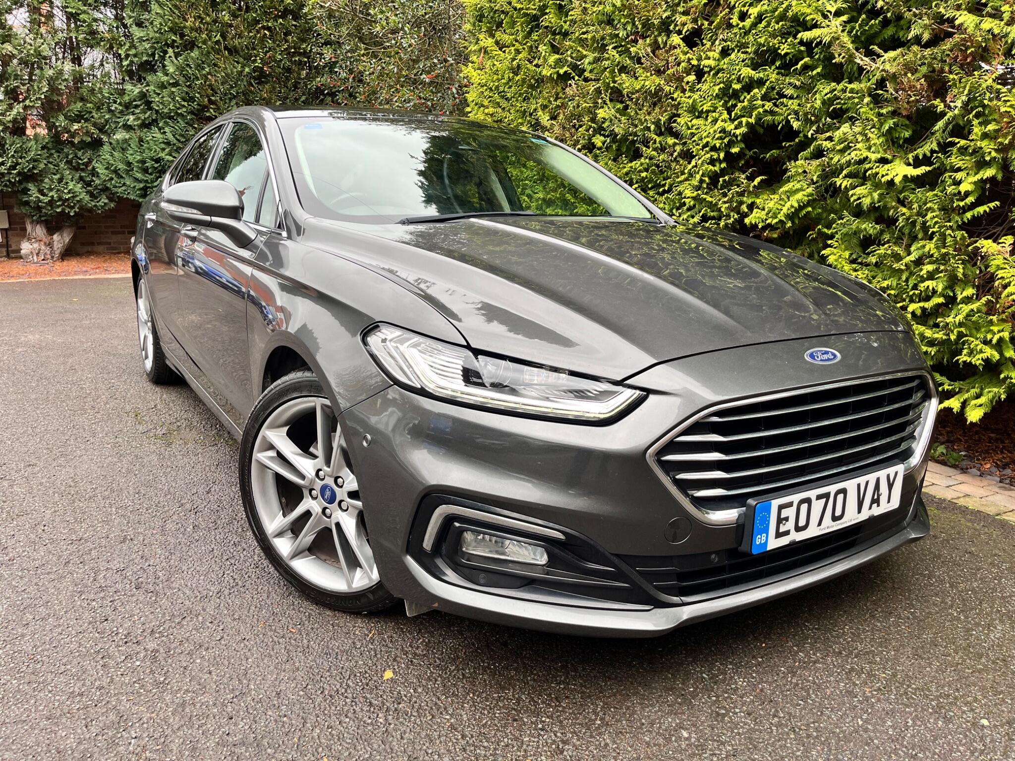 Ford Mondeo view 22