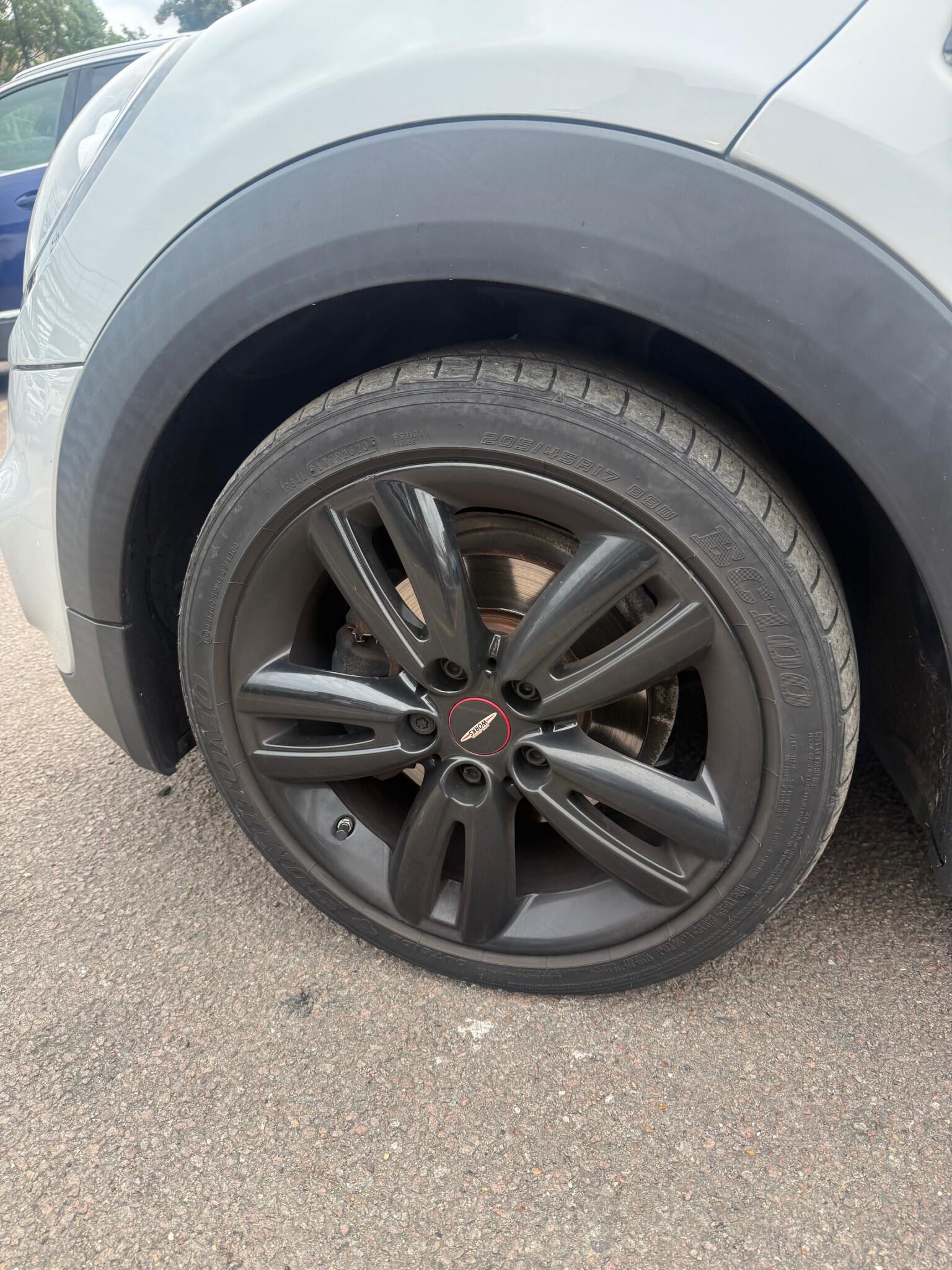 Mini Hatch view 21
