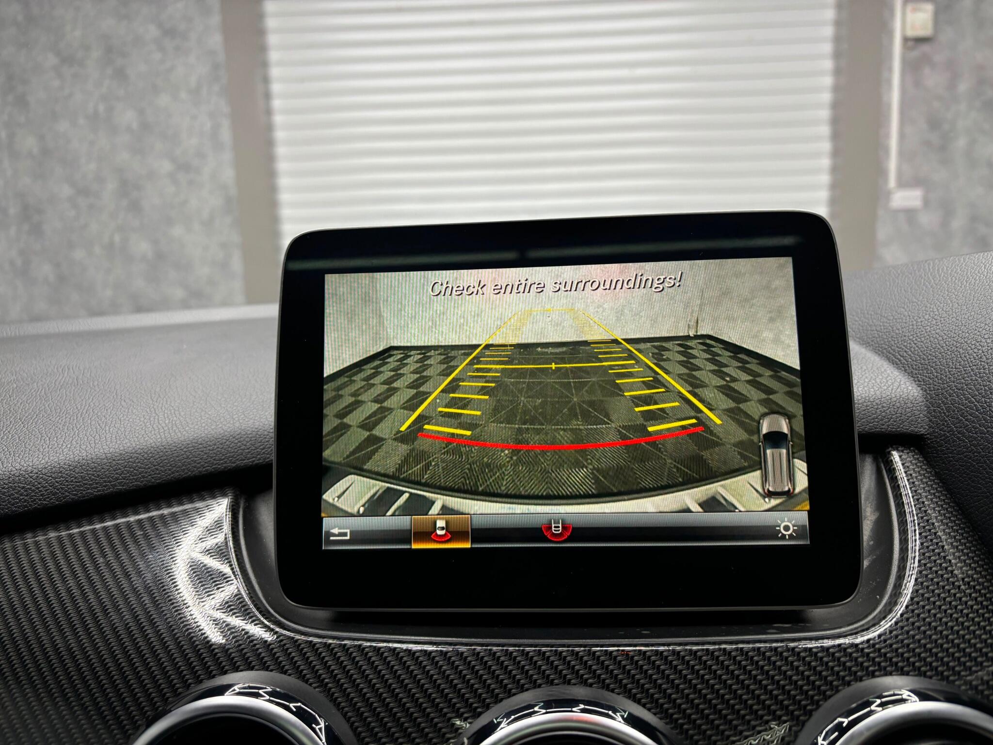 Mercedes-Benz B Class view 14