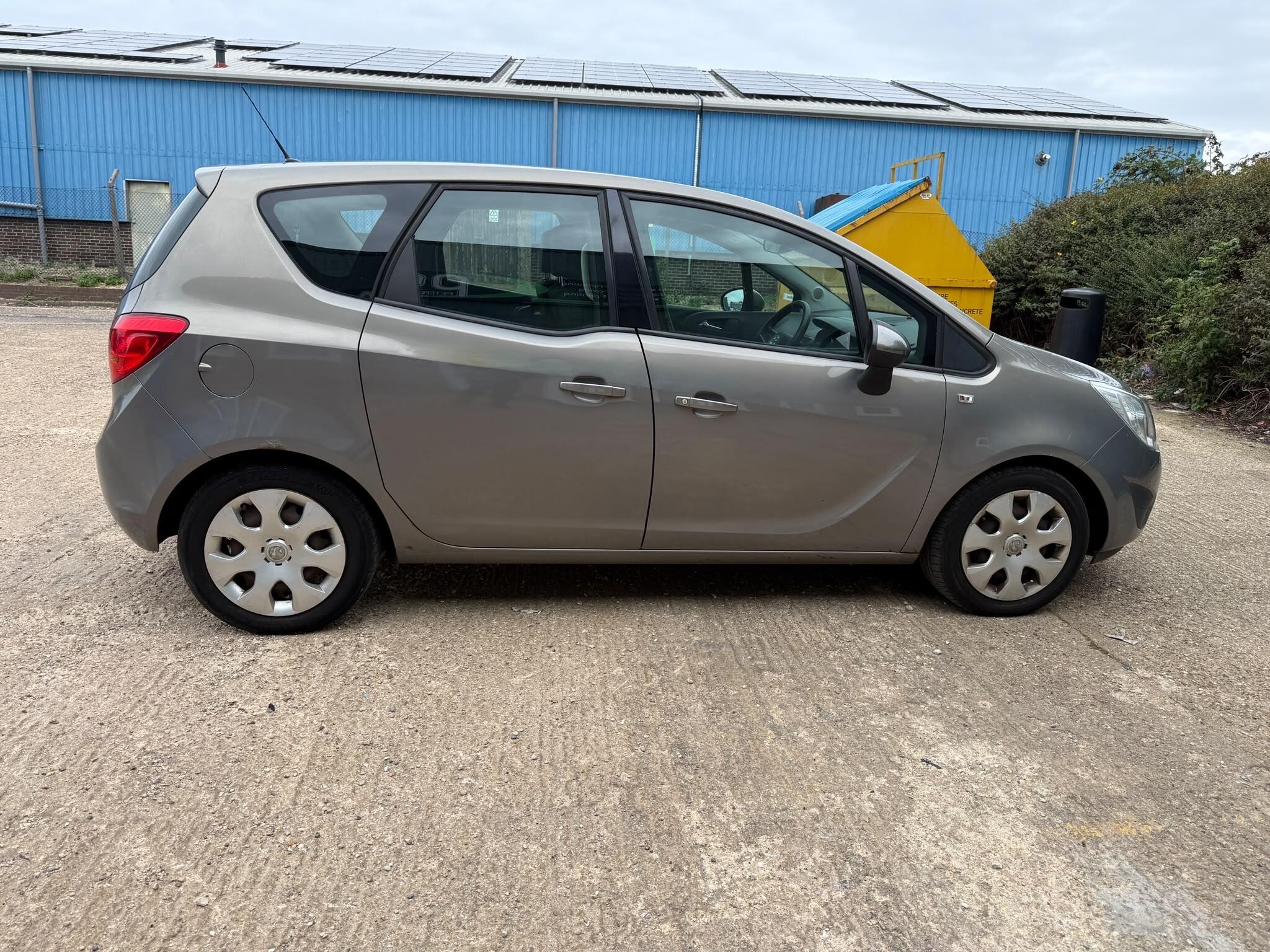 Vauxhall Meriva view 12