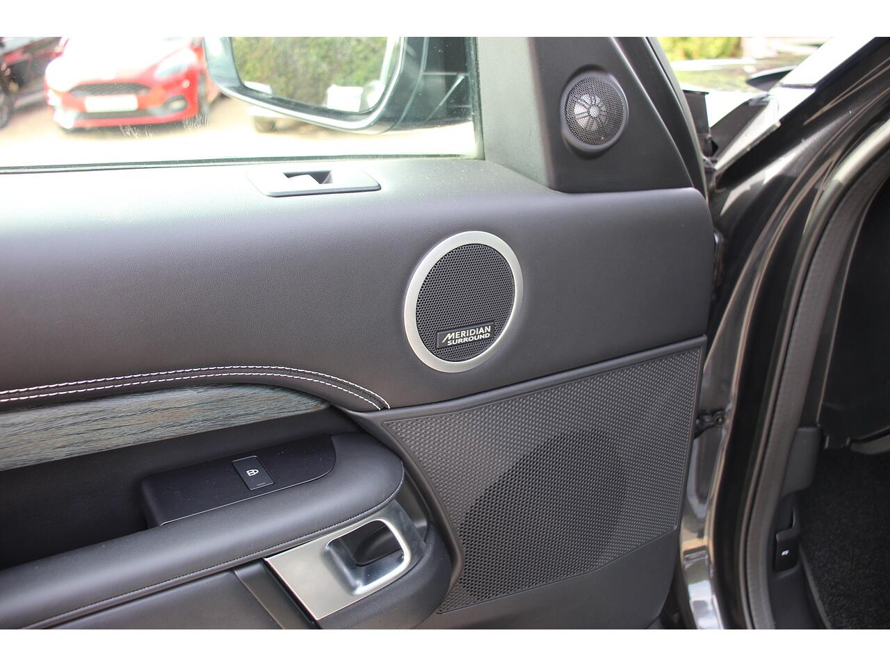 Land Rover Discovery view 68