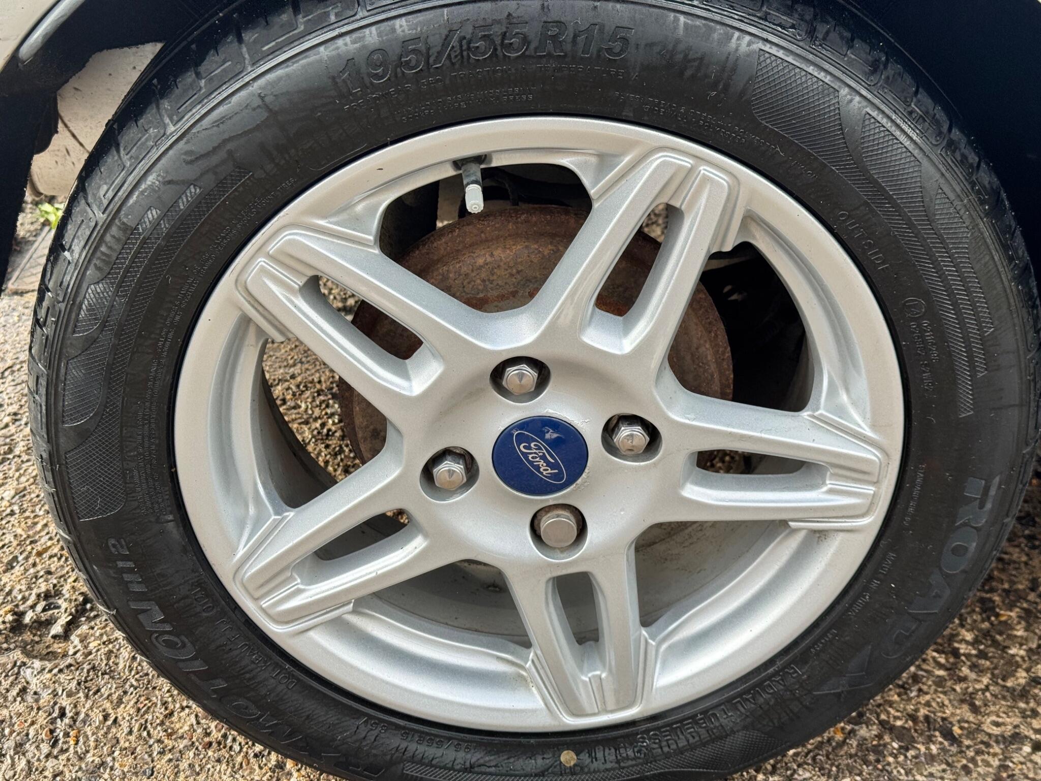 Ford Fiesta view 40
