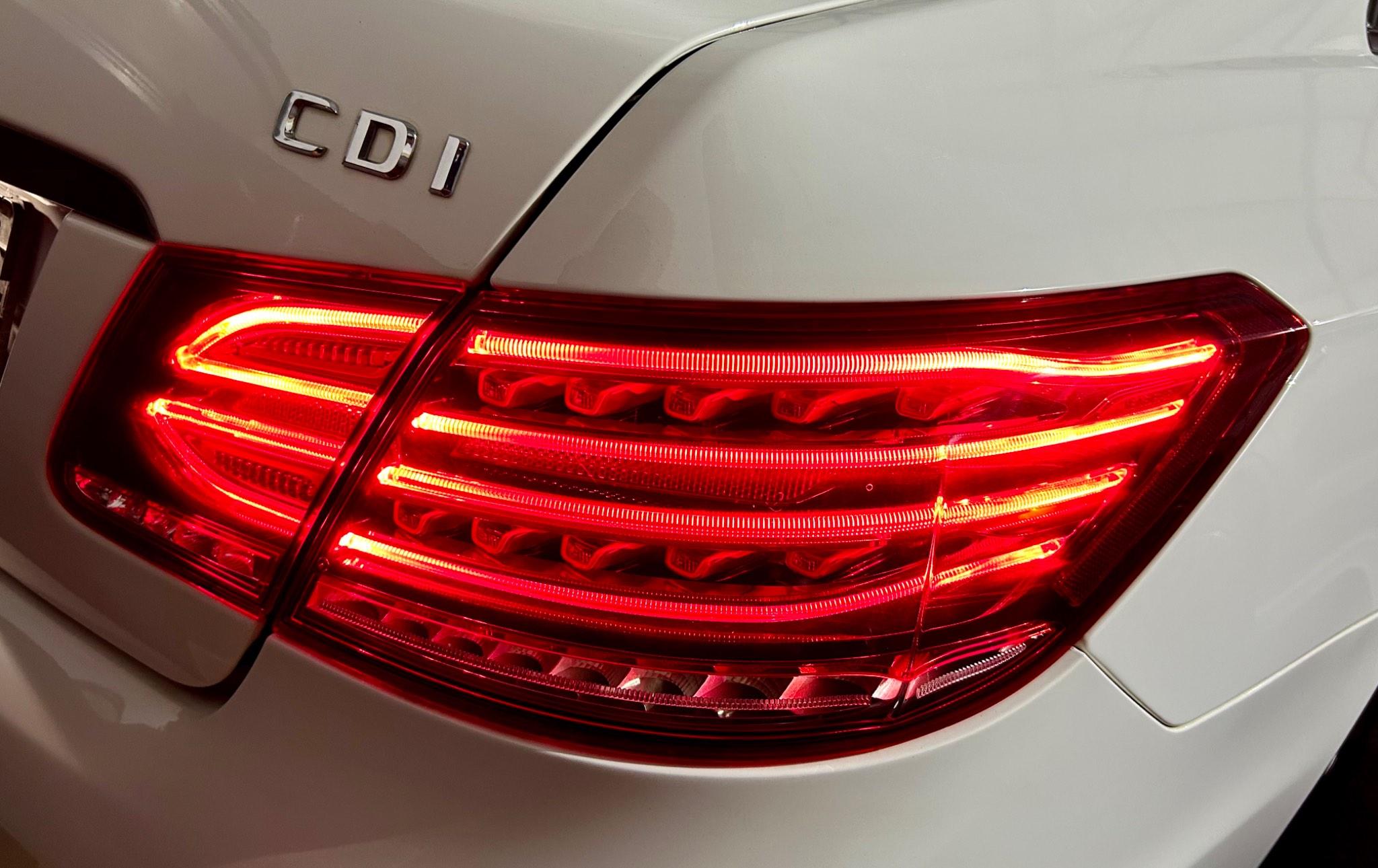 Mercedes-Benz E-Class view 5