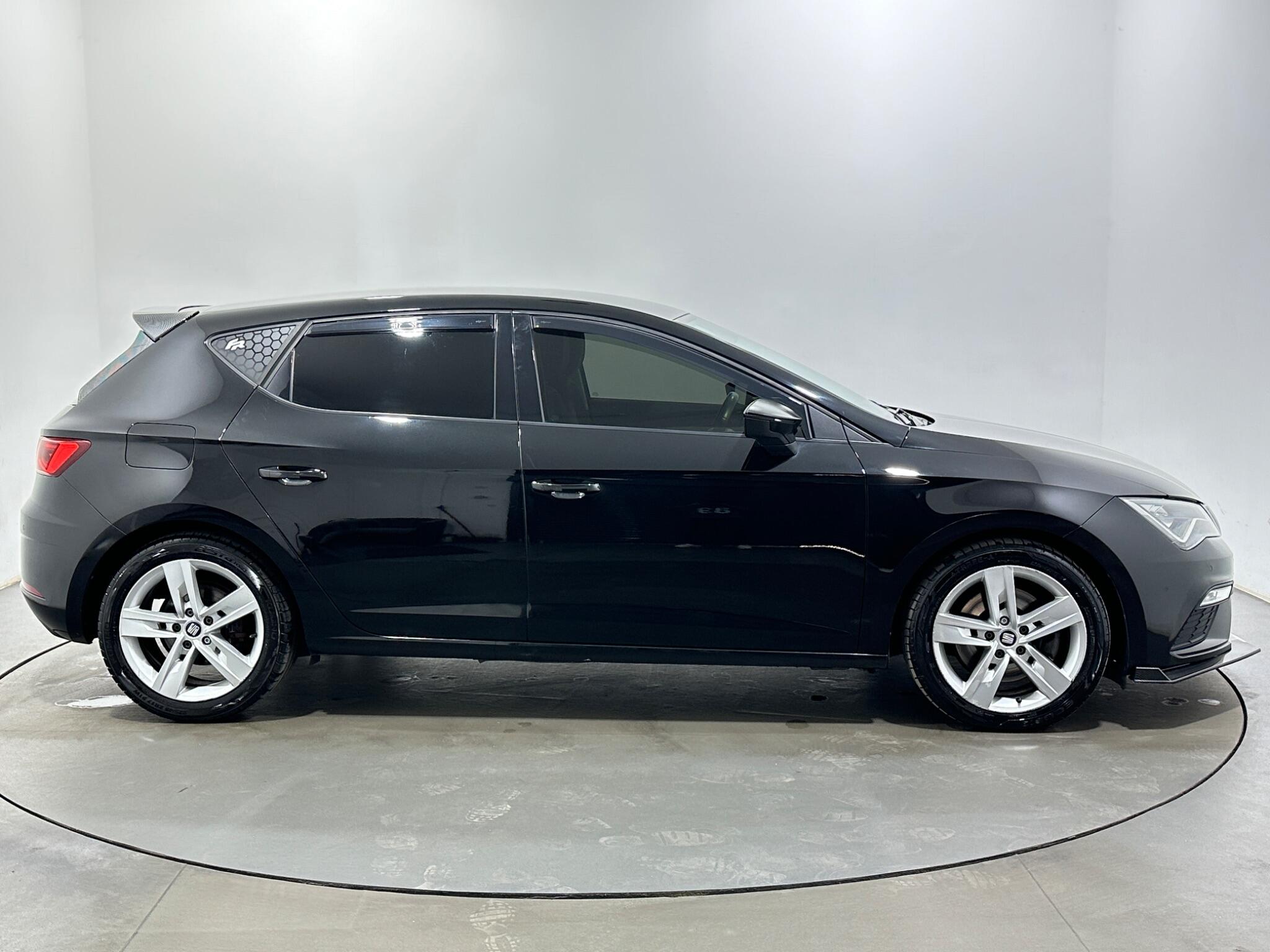 Seat Leon view 9