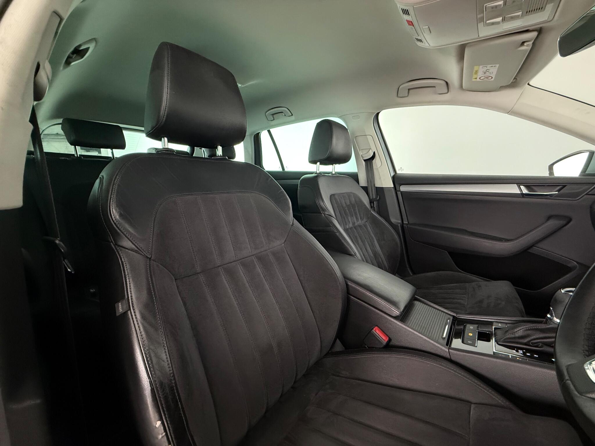 Skoda Superb view 28