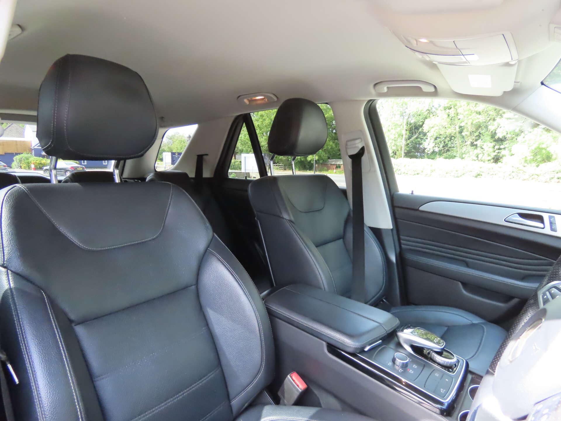 Mercedes-Benz Gle view 8