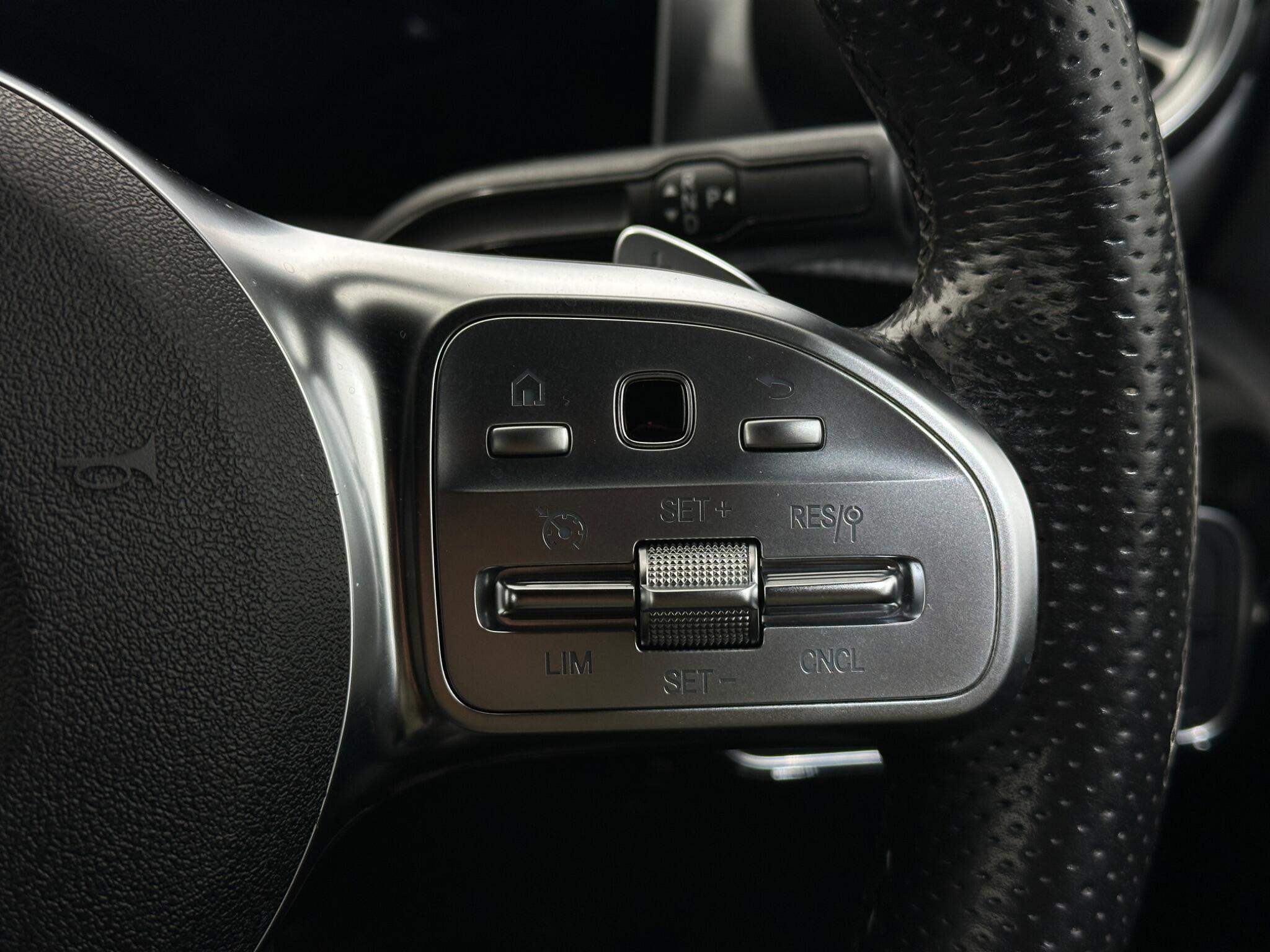 Mercedes-Benz Cla view 16