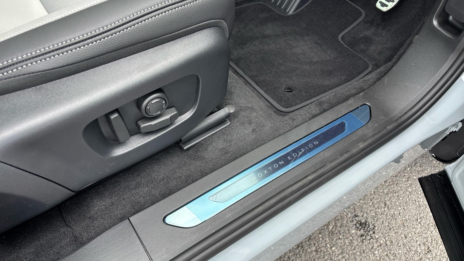 Land Rover Range Rover Evoque view 46
