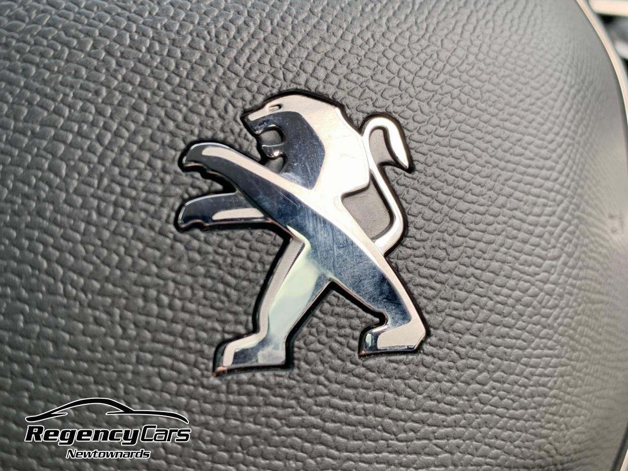 Peugeot 208 view 52