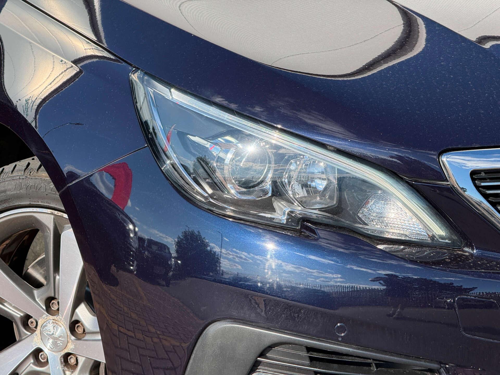 Peugeot 308 view 17