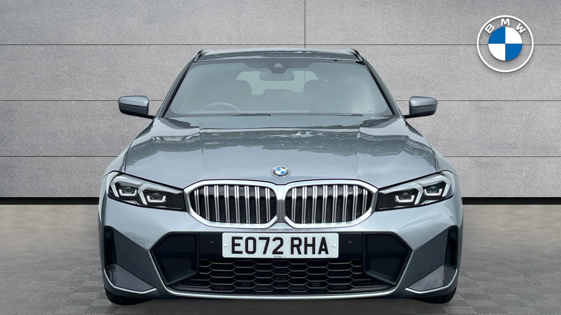 BMW 3 Series view 16
