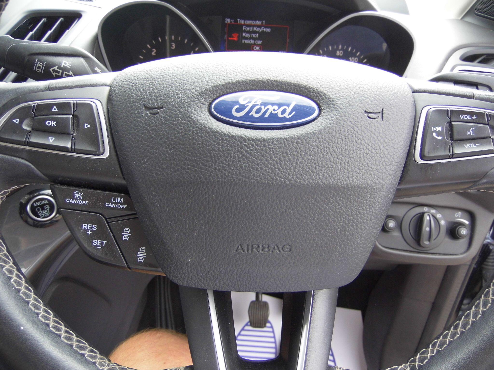 Ford Kuga view 26