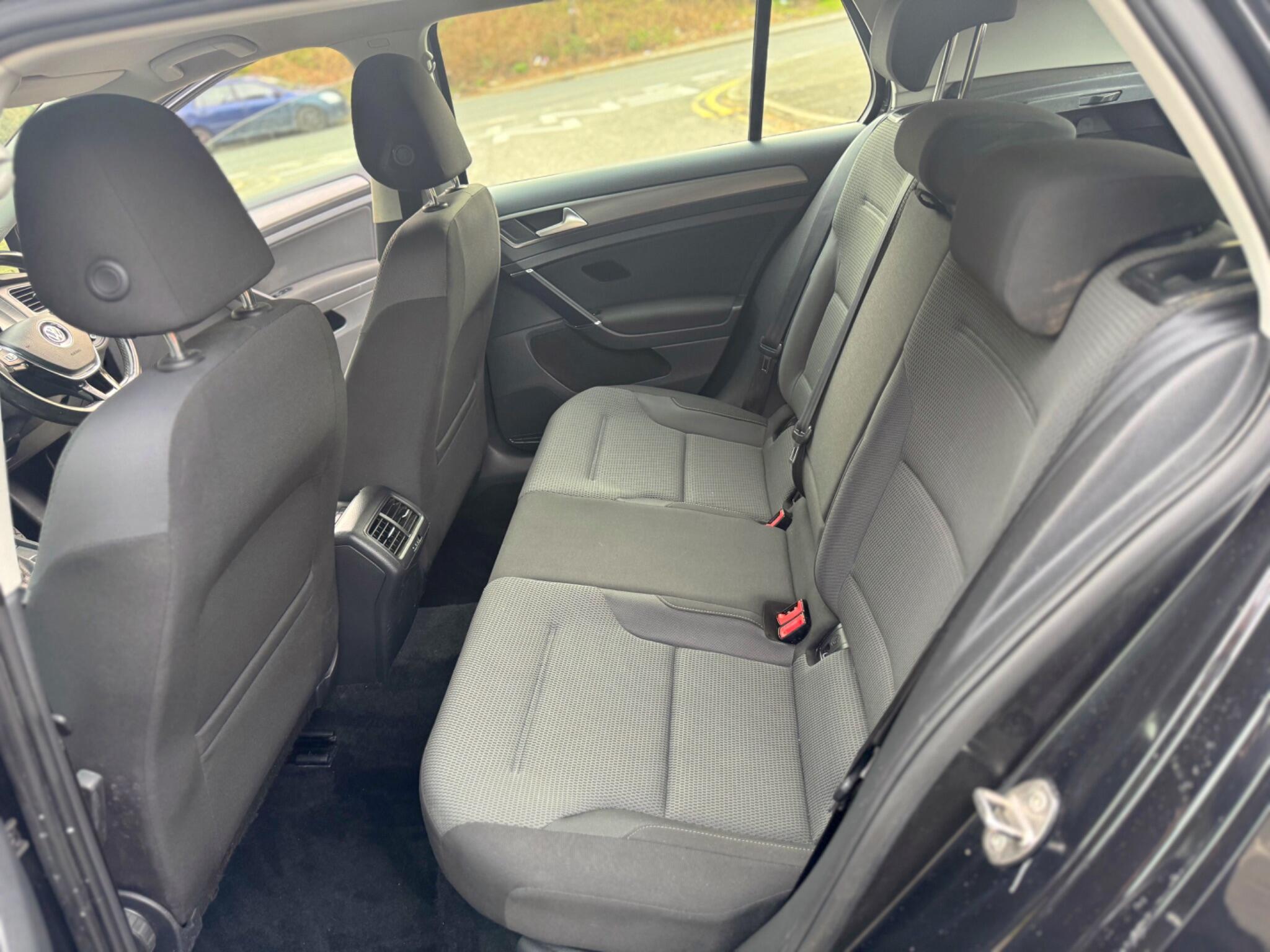 2013 Volkswagen Golf 1.4 TSI BlueMotion Tech SE DSG Euro 5 (s/s) 5dr image 36