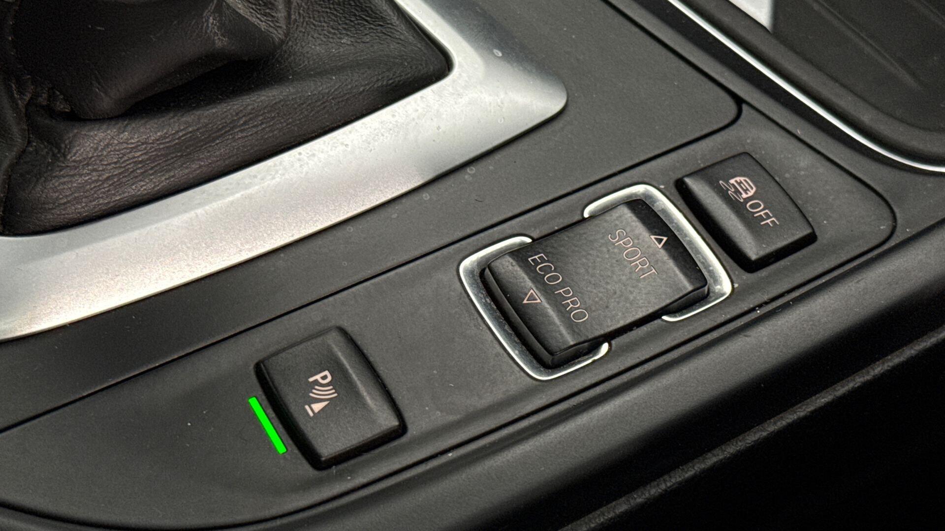 BMW 4 Series view 22