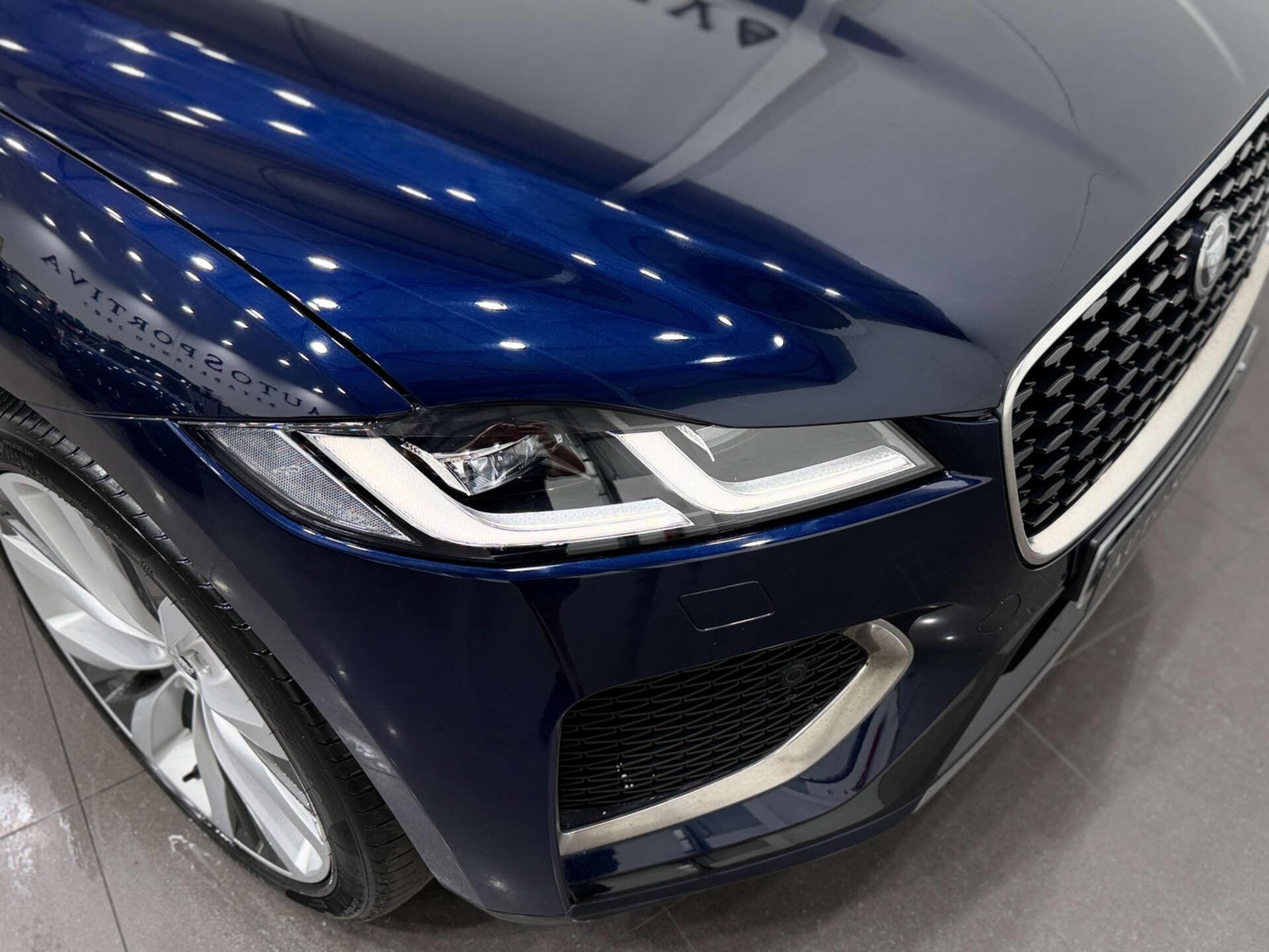 Jaguar F-Pace view 27