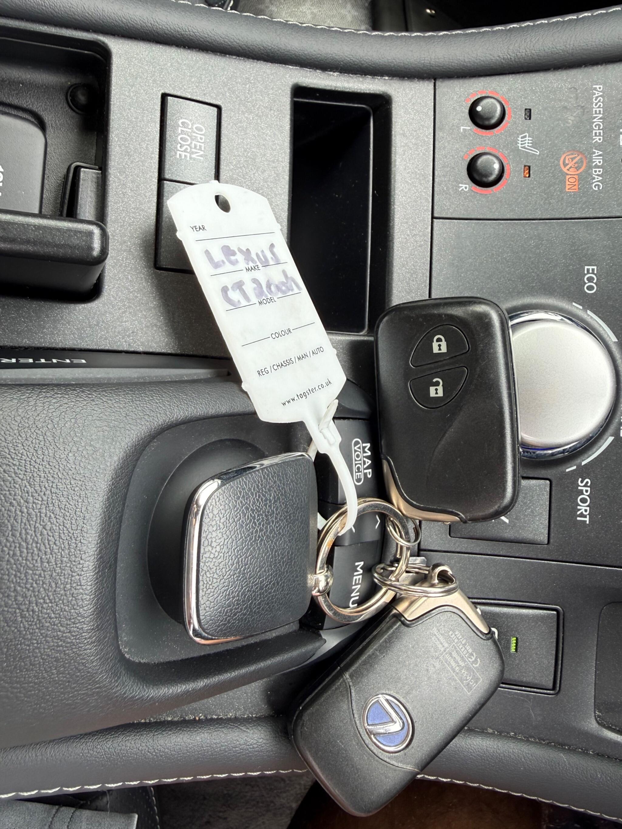 Lexus CT view 13