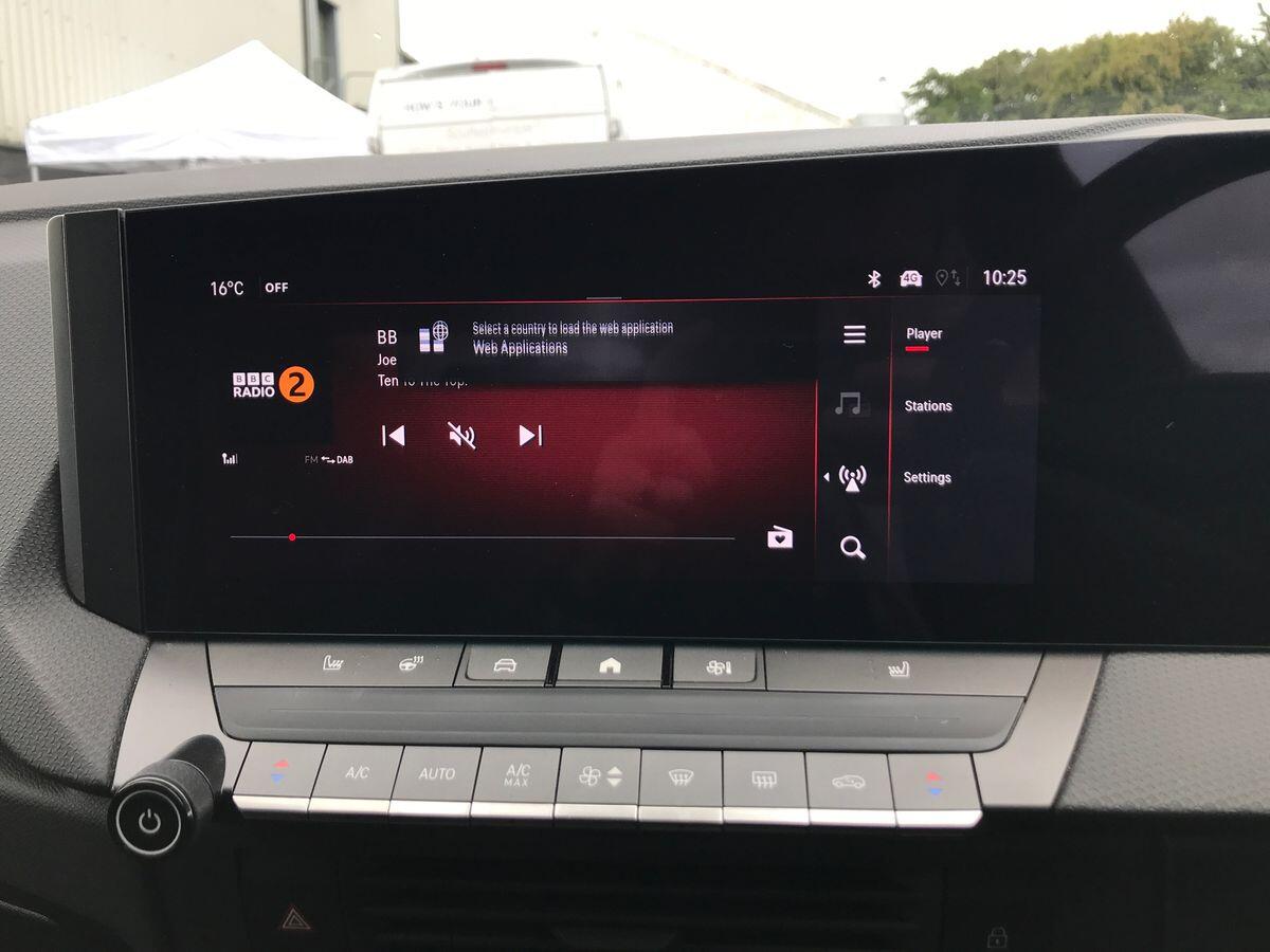 Vauxhall Astra view 19