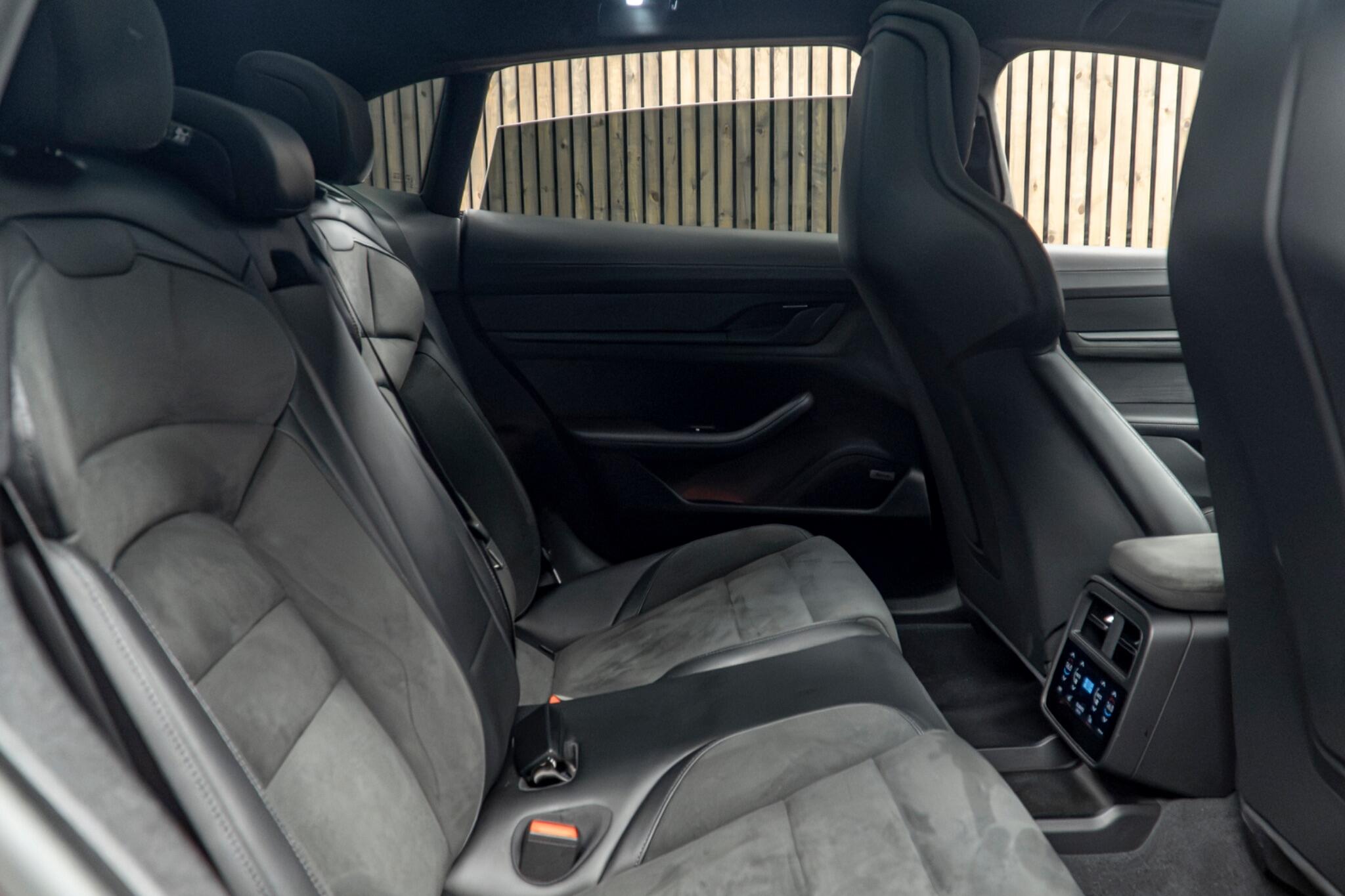 Porsche Taycan view 46