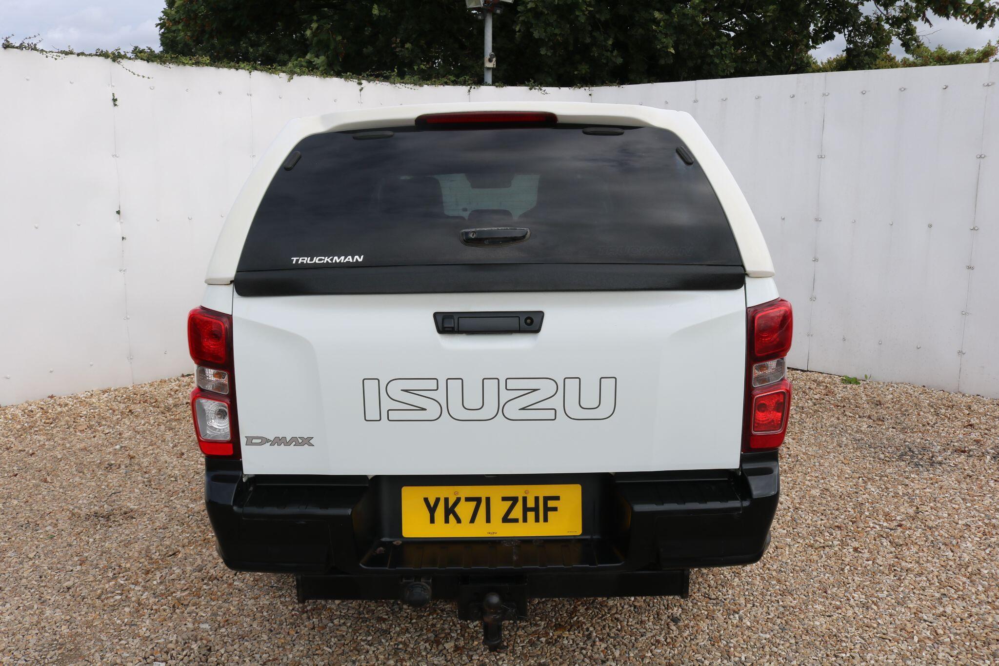 Isuzu D-Max view 7