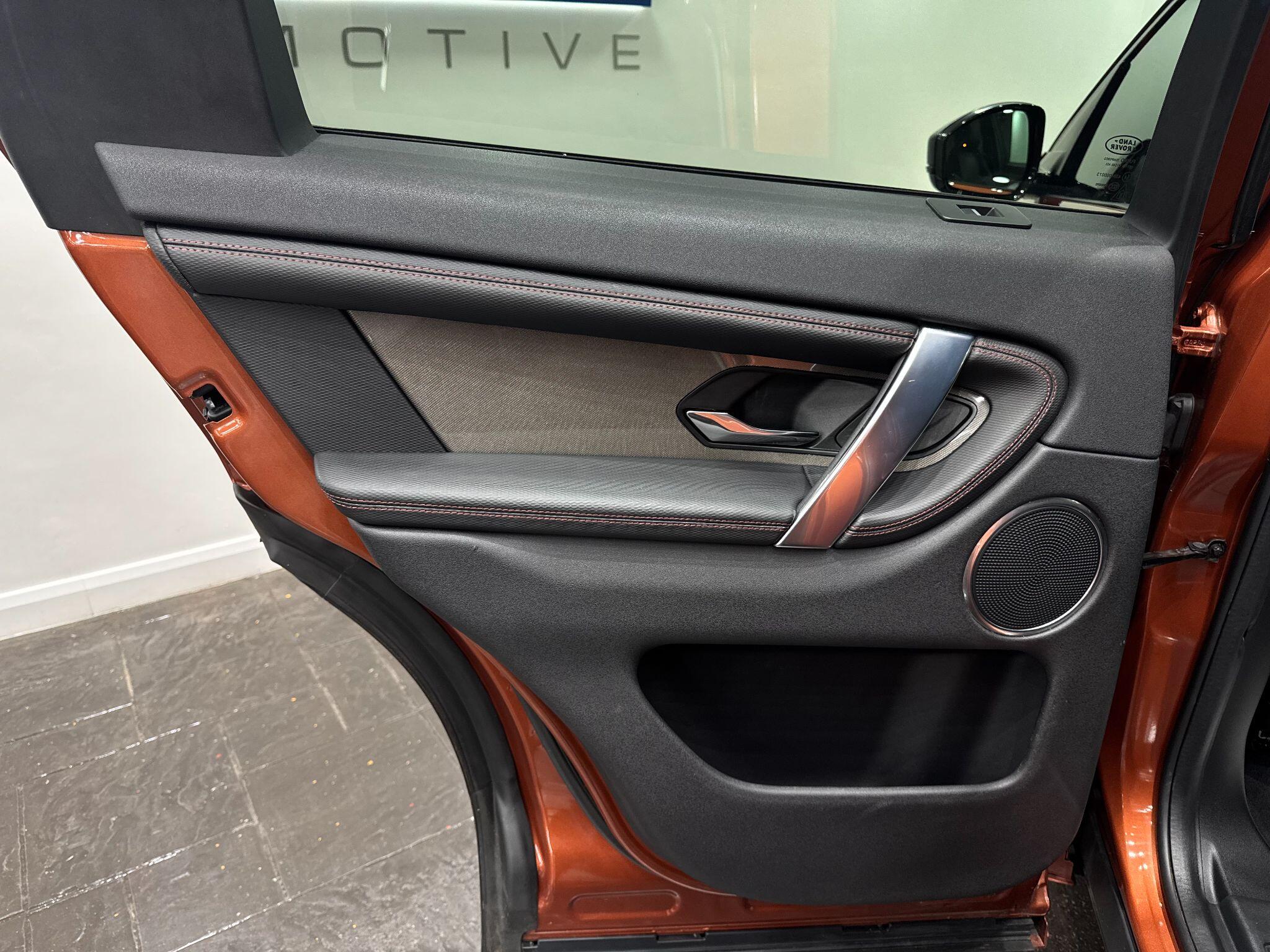 Land Rover Discovery Sport view 49