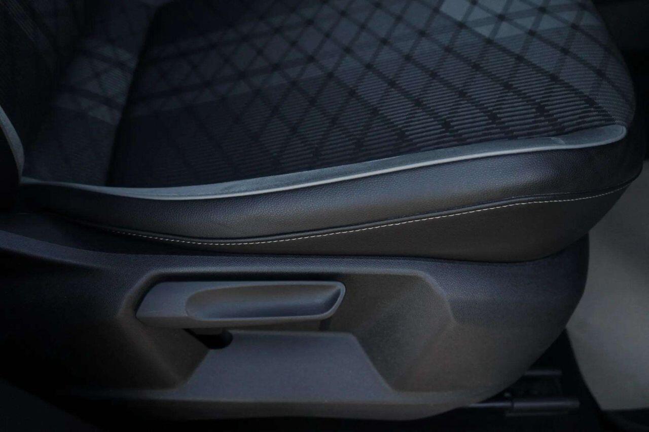 Volkswagen Tiguan view 20