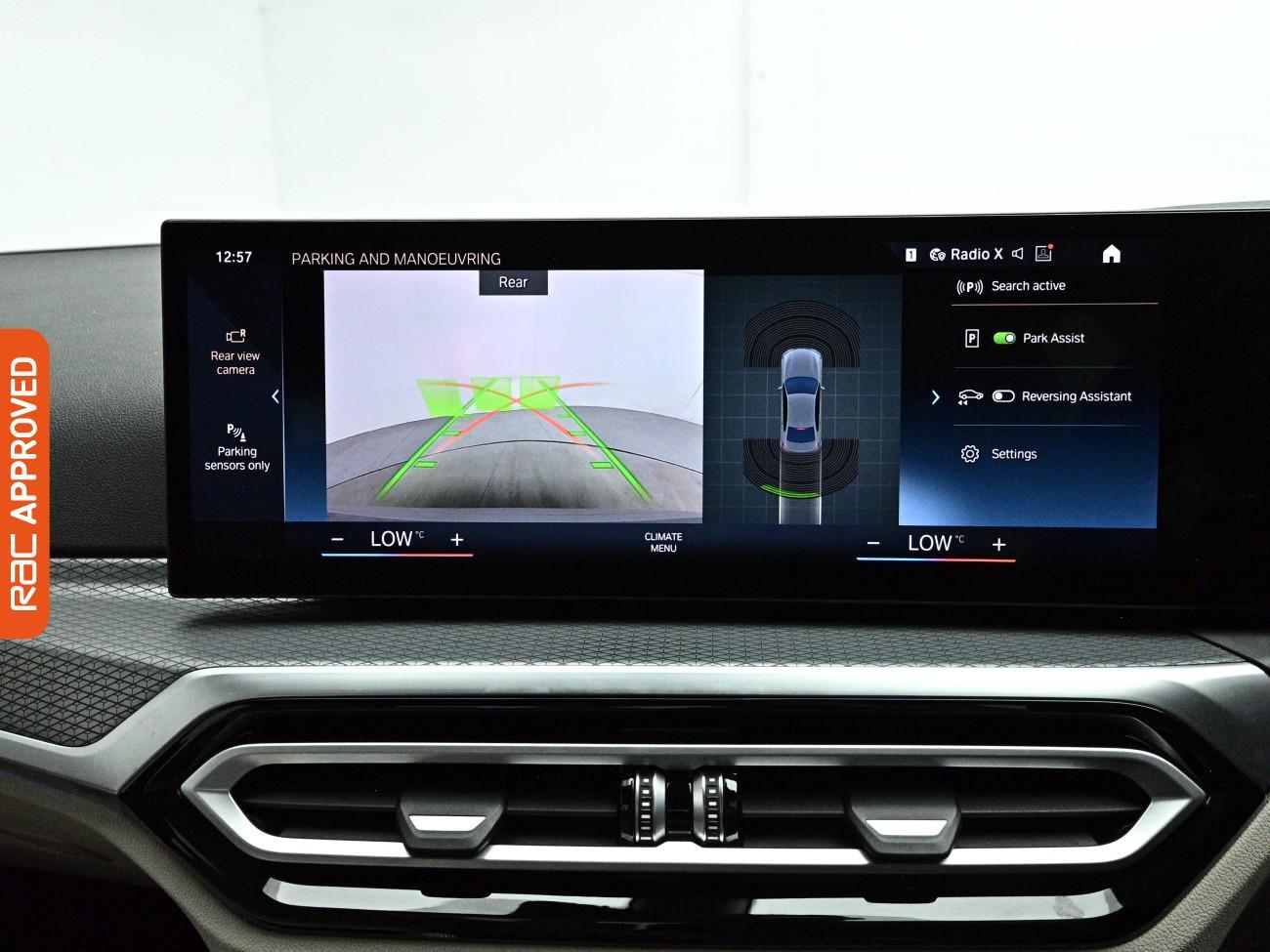 BMW 3 Series view 19