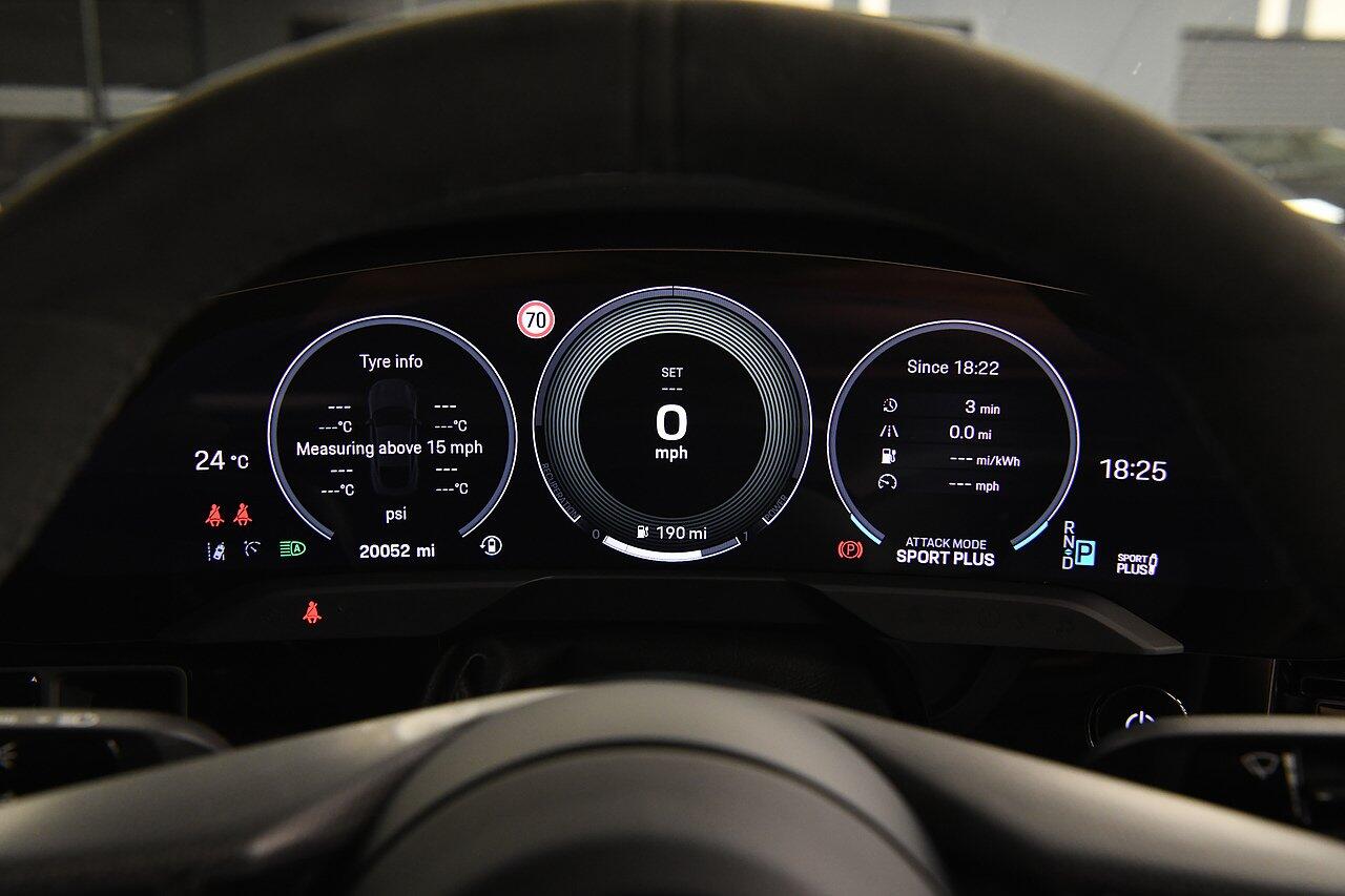Porsche Taycan view 20