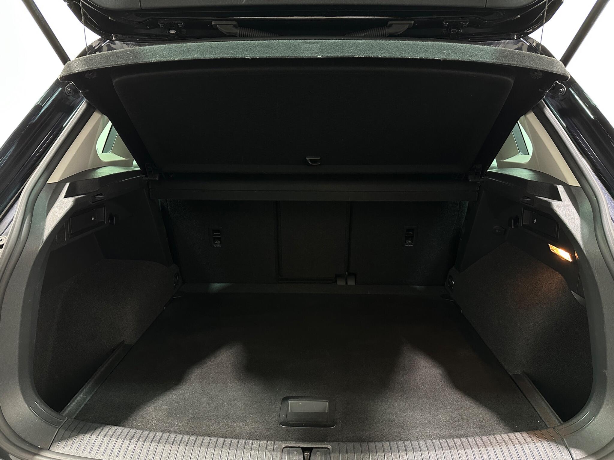 Volkswagen Tiguan view 47
