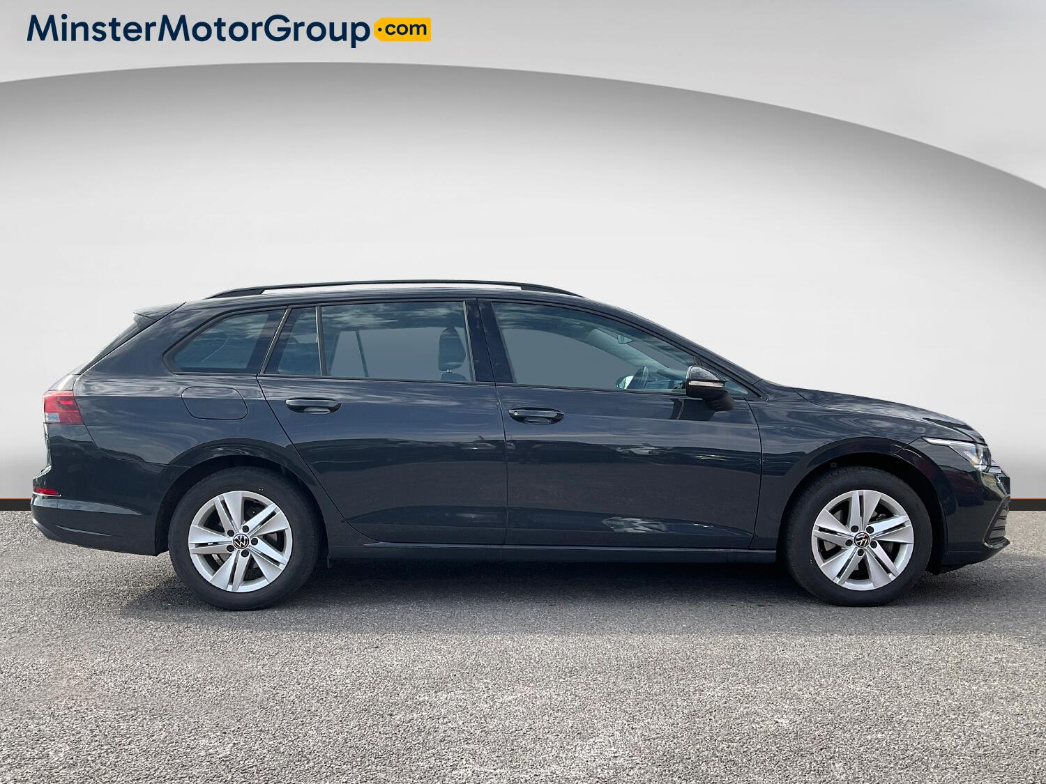 Volkswagen Golf view 2