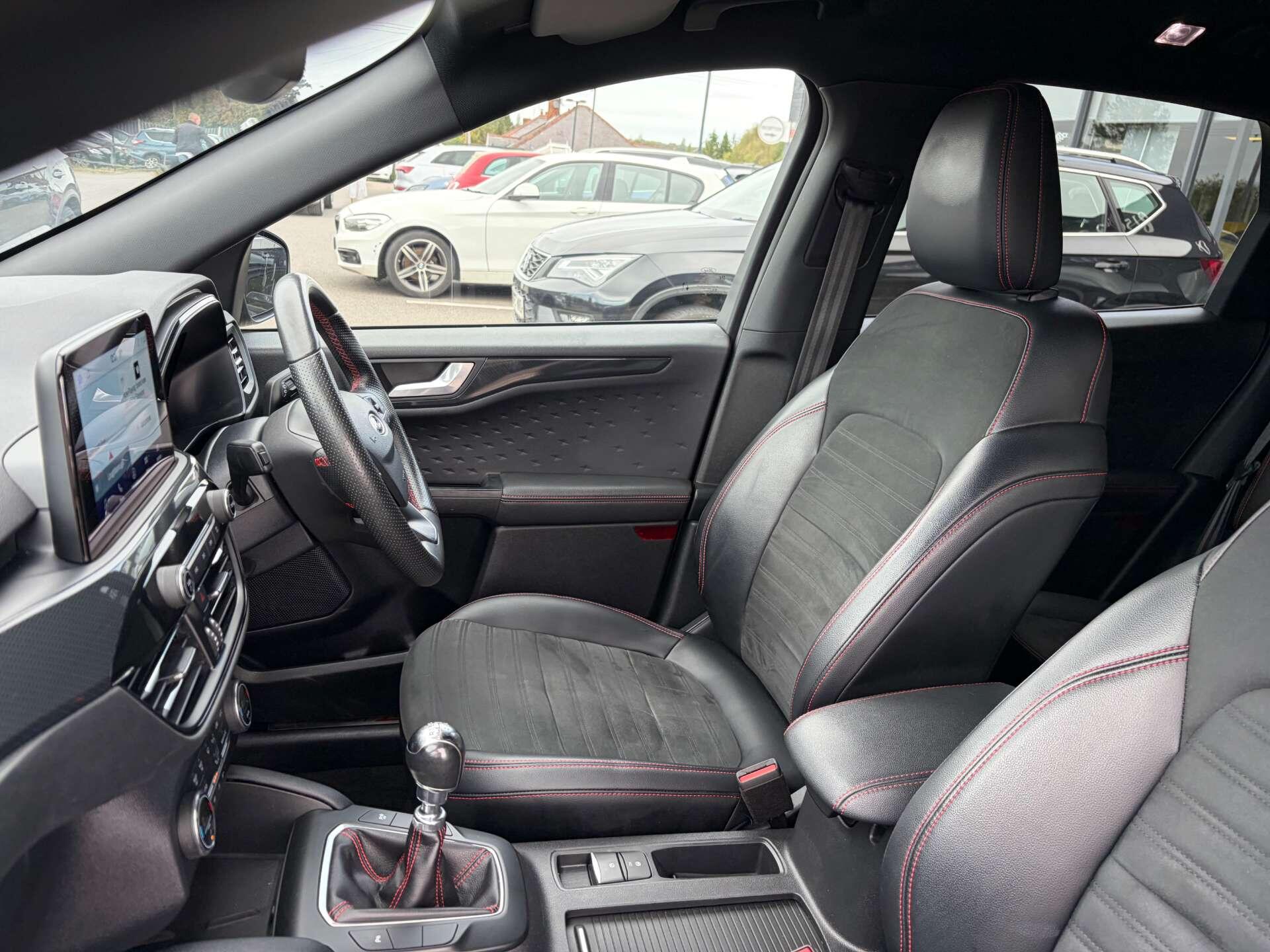 Ford Kuga view 18
