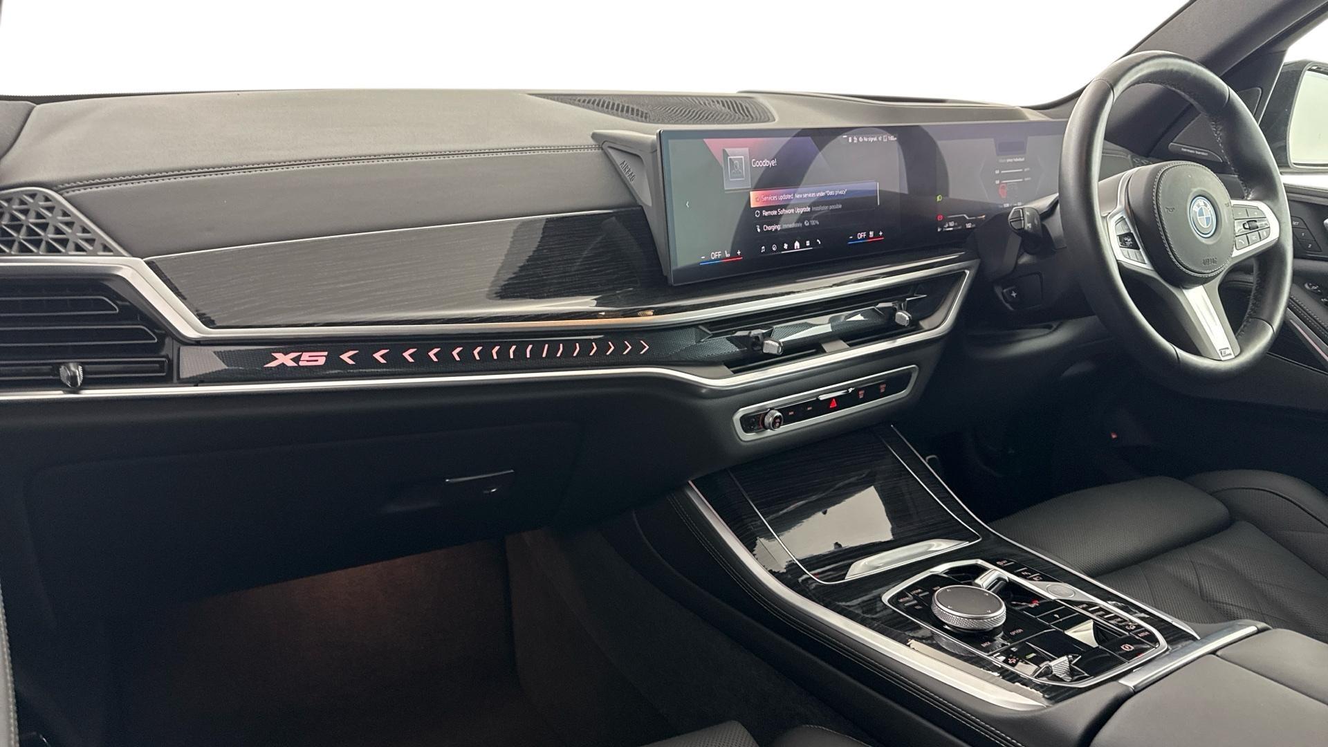 BMW X5 view 7