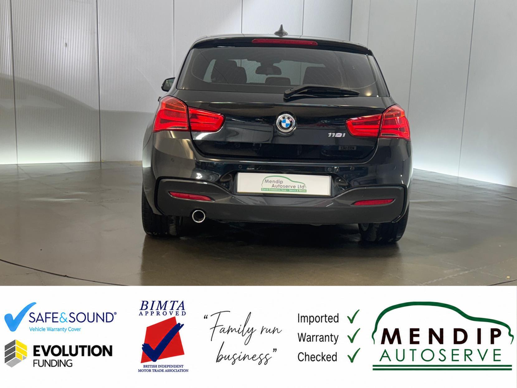 BMW 1 Series view 21