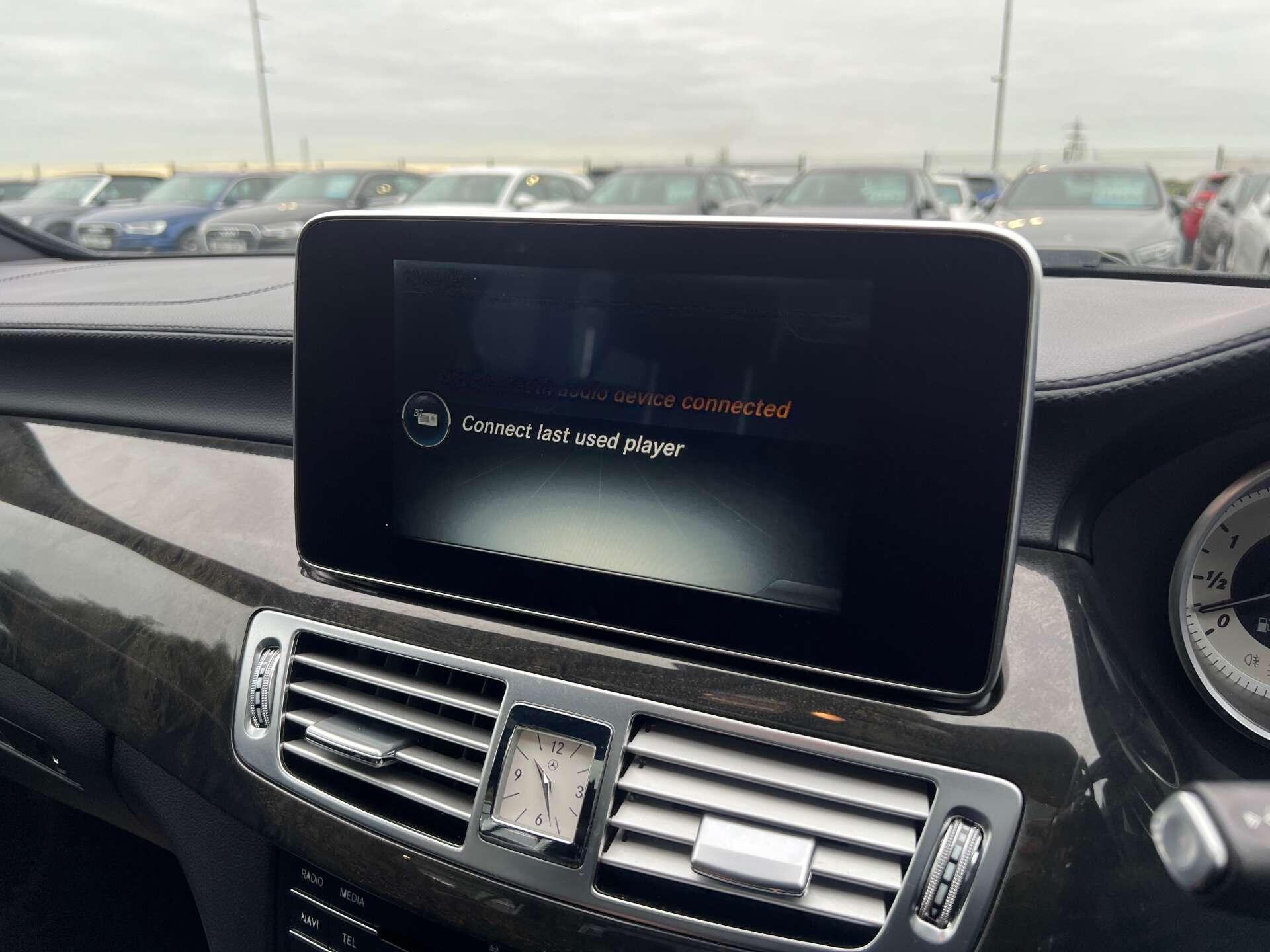 Mercedes-Benz CLS view 26