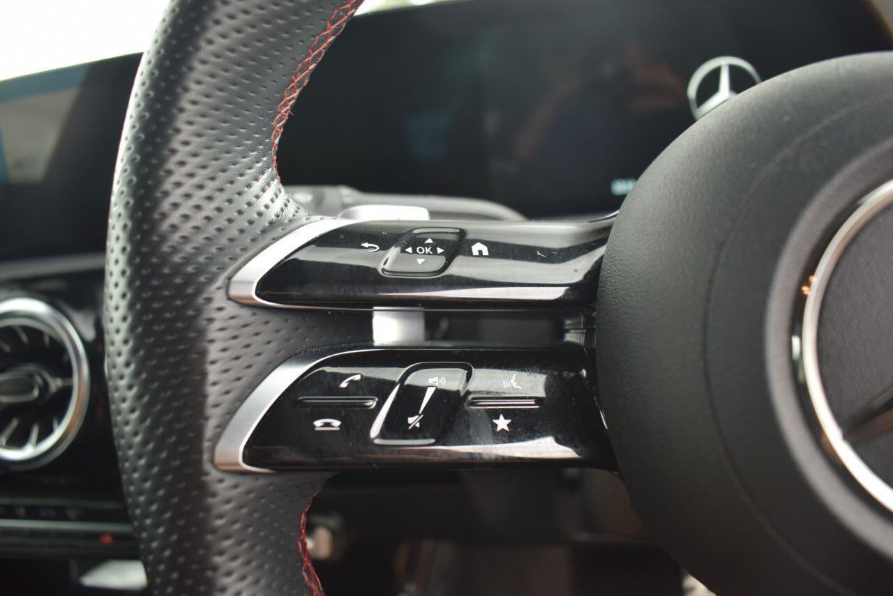 Mercedes-Benz Cla view 19
