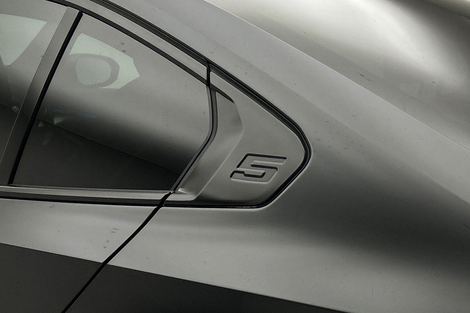 BMW i5 view 31