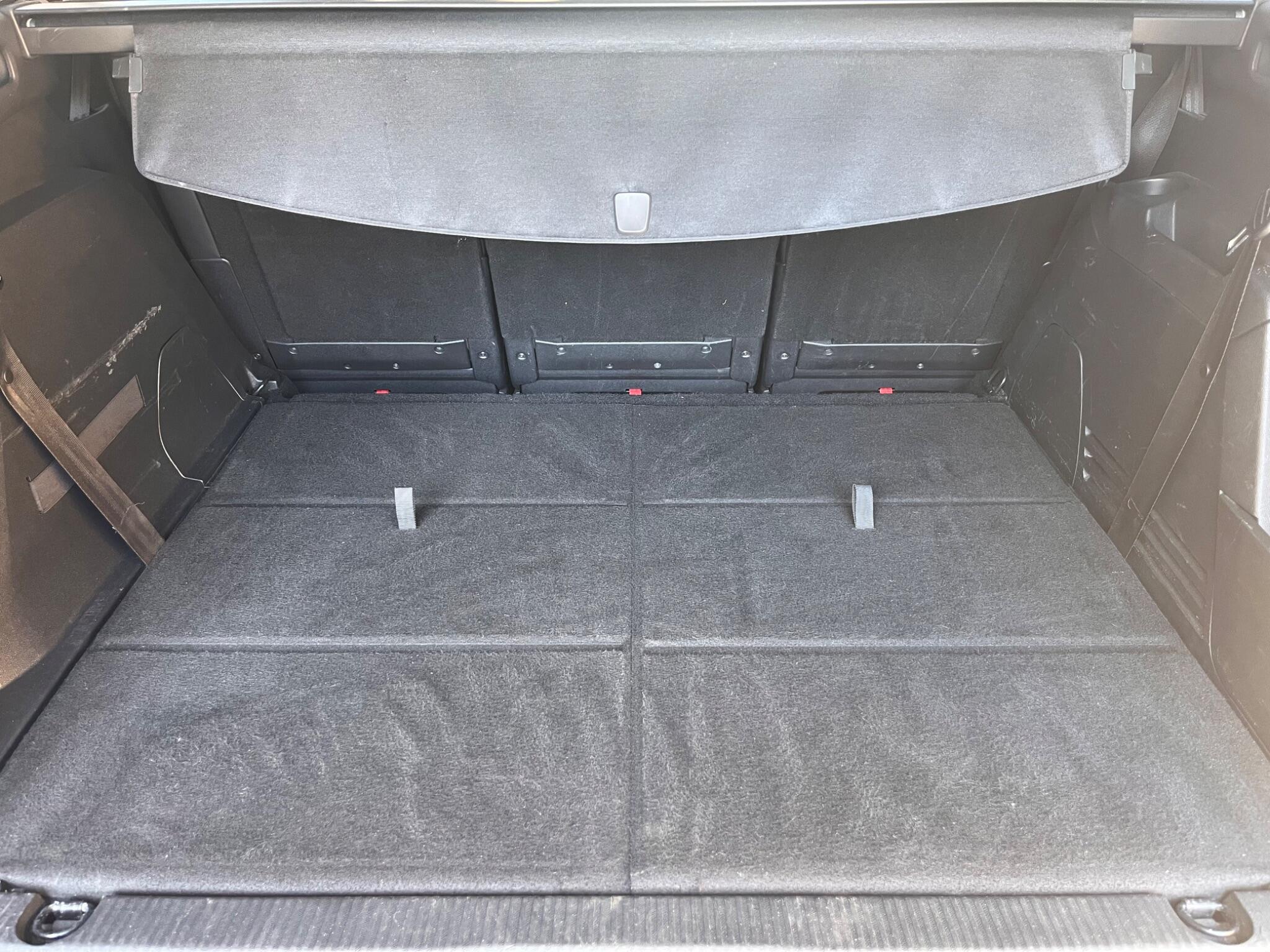 Peugeot 5008 view 31