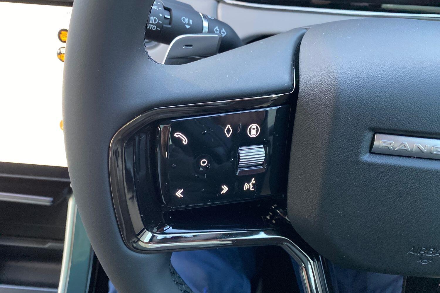 Land Rover Range Rover Evoque view 25