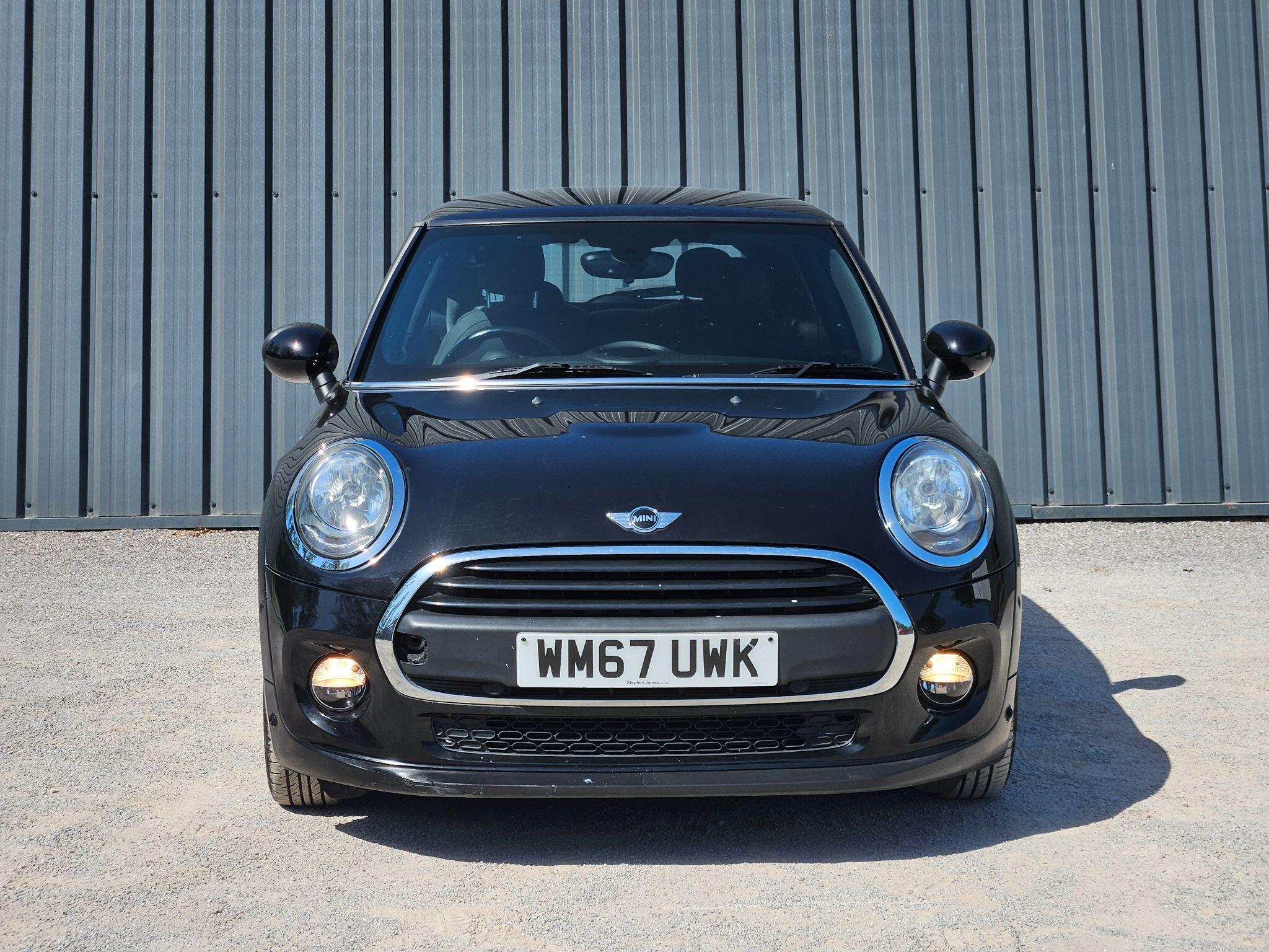 2018 MINI Hatch image 2