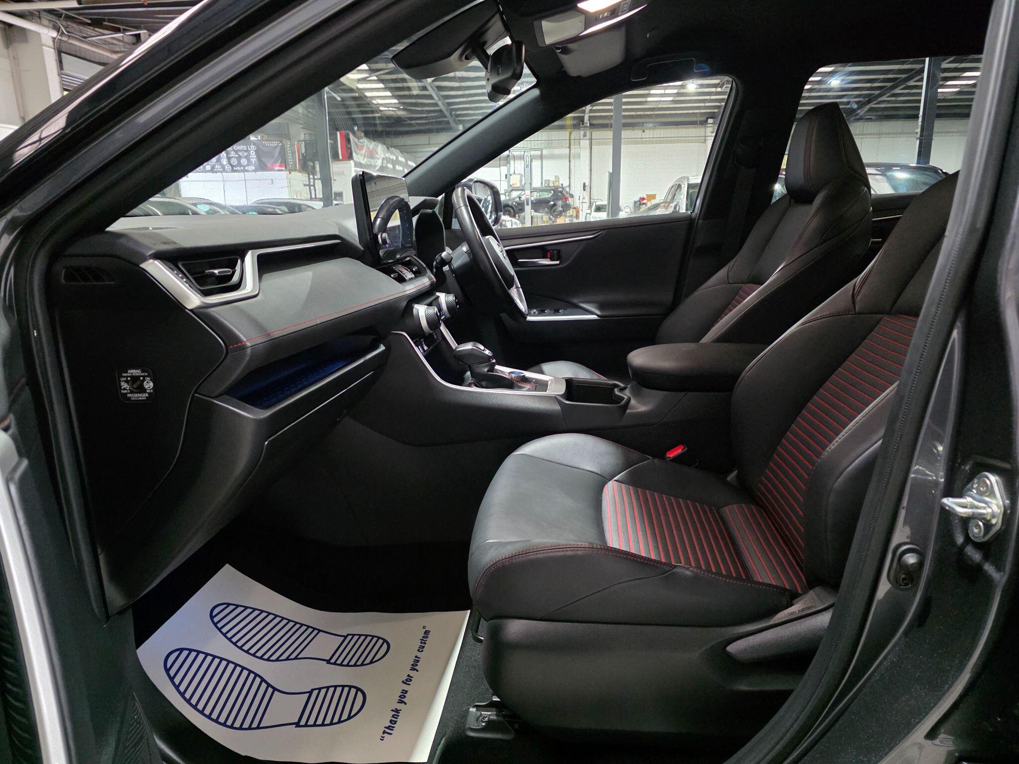 Toyota Rav4 view 25