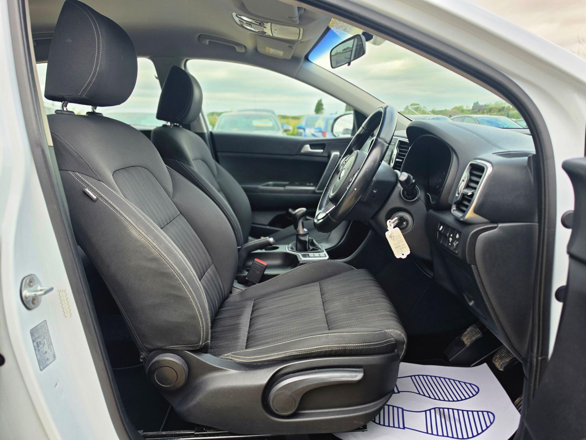 Kia Sportage view 7