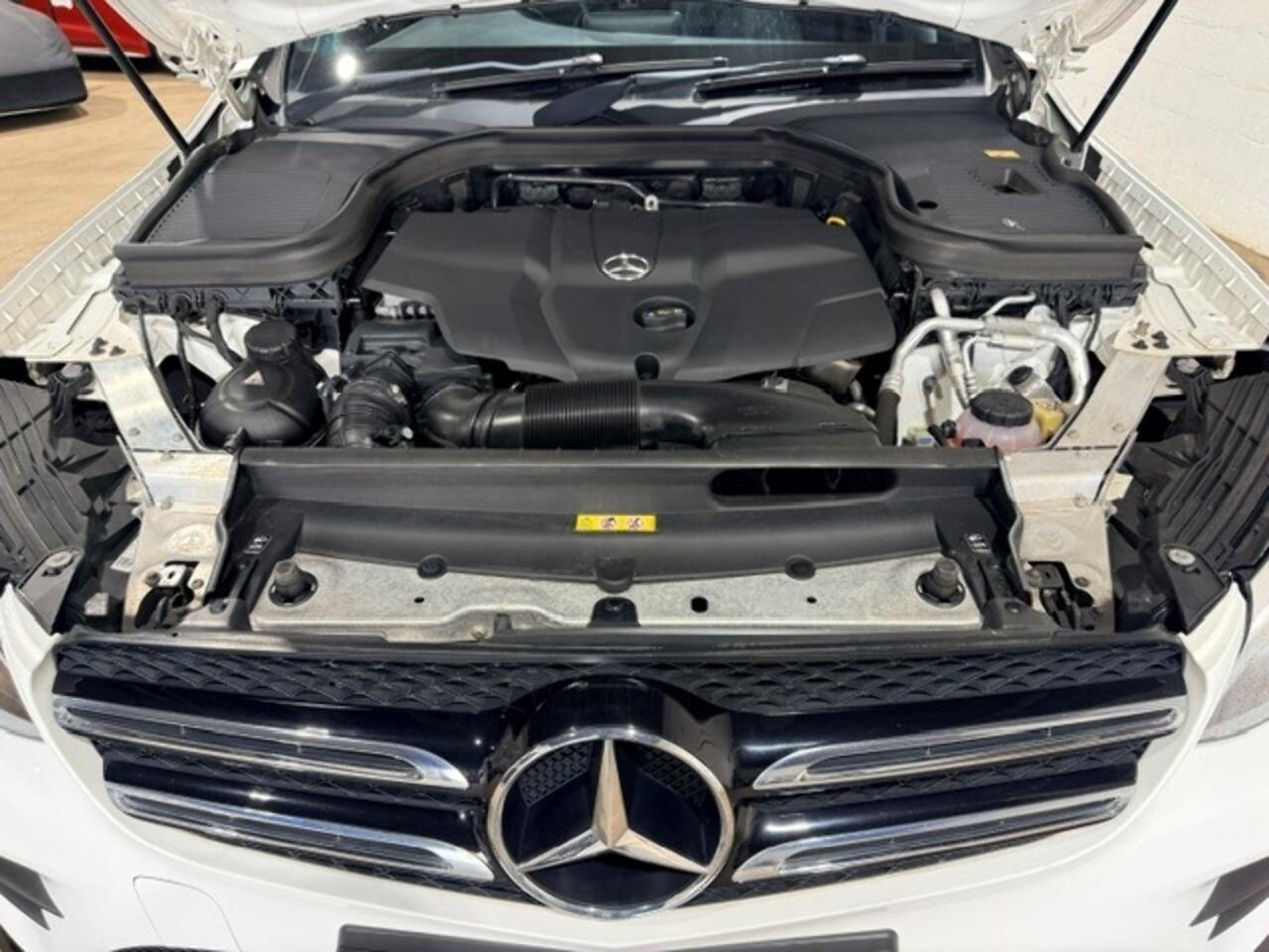 Mercedes-Benz GLC view 25