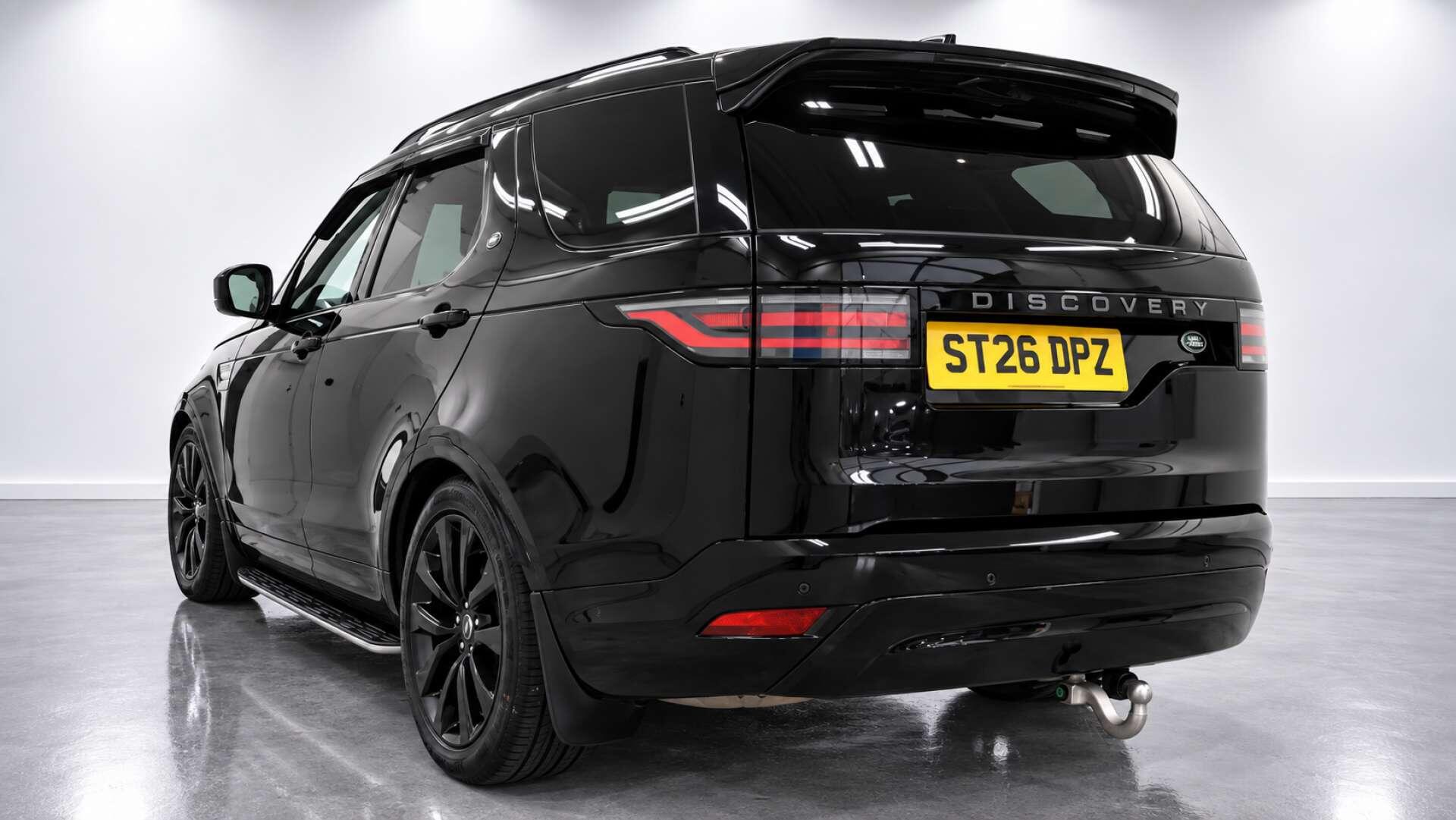 Land Rover Discovery view 5